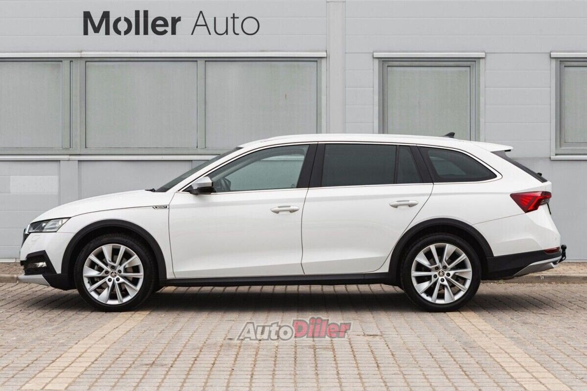 Skoda Octavia 2.0 110kW 2023, kuva 2/10