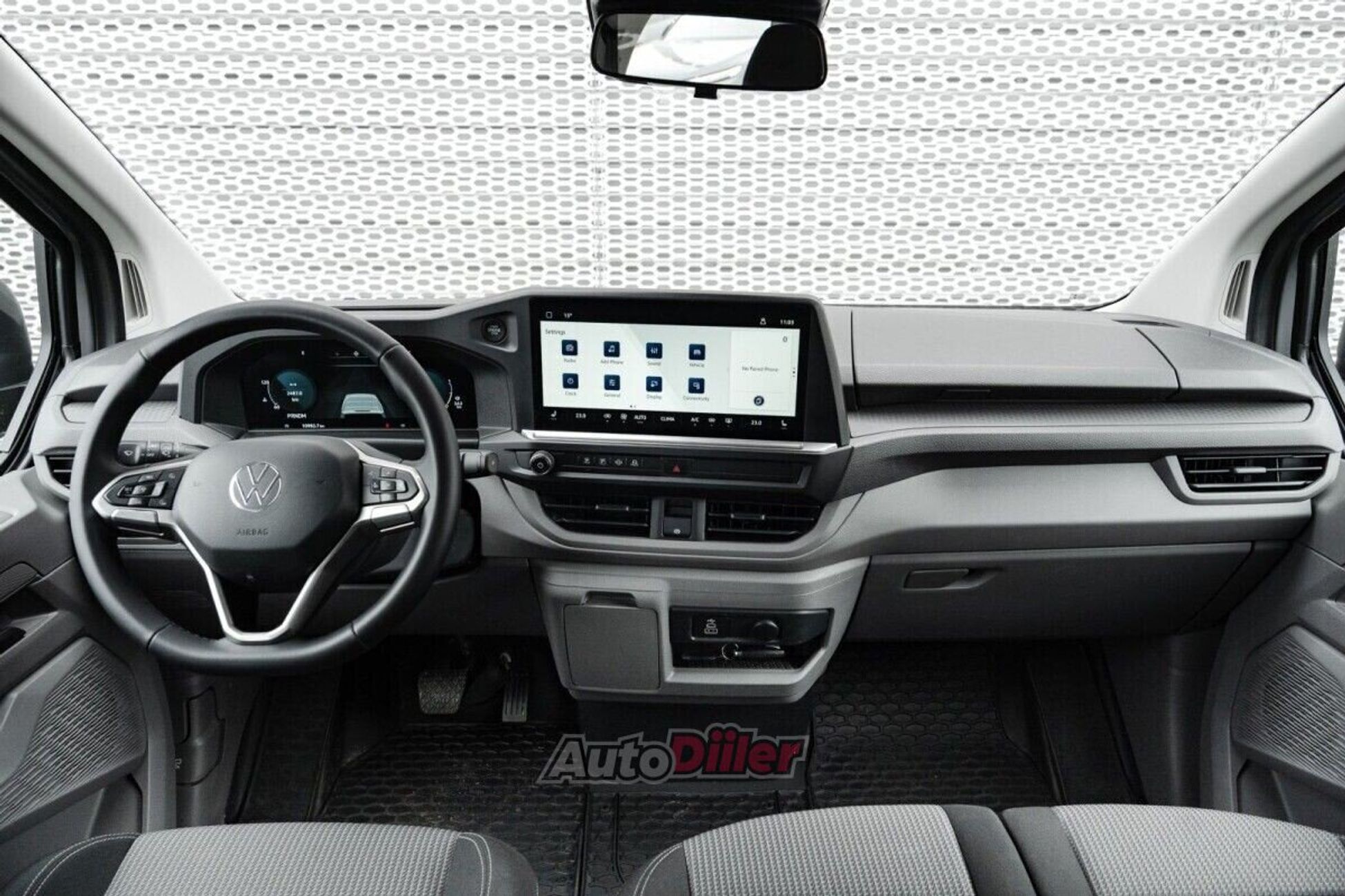 Volkswagen Caravelle 2.0 110kW 2026, photo 6/10