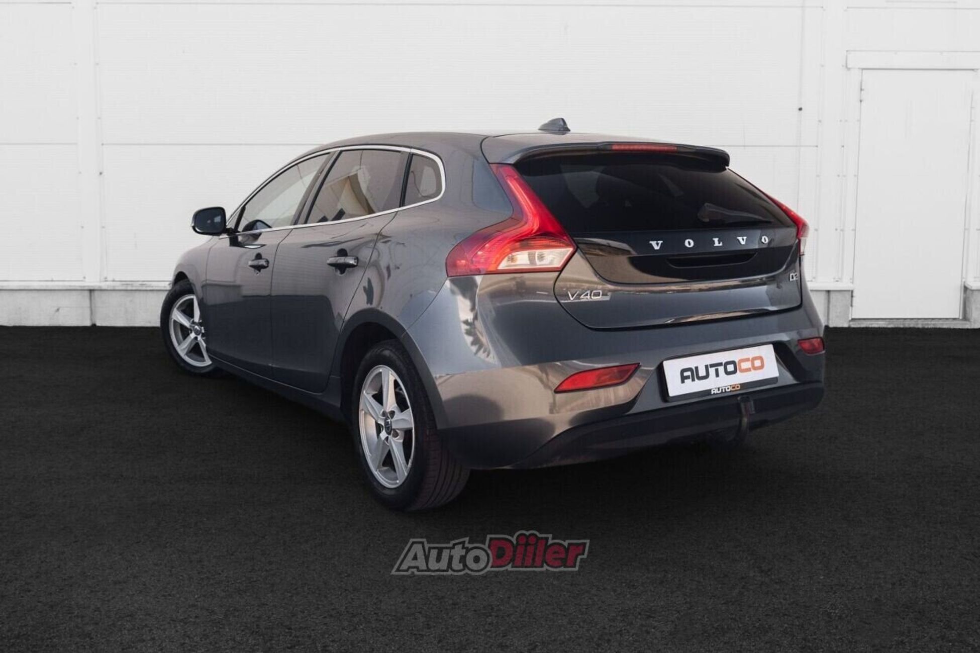 Volvo V40 Momentum 1.6 84kW 2014, kuva 6/10