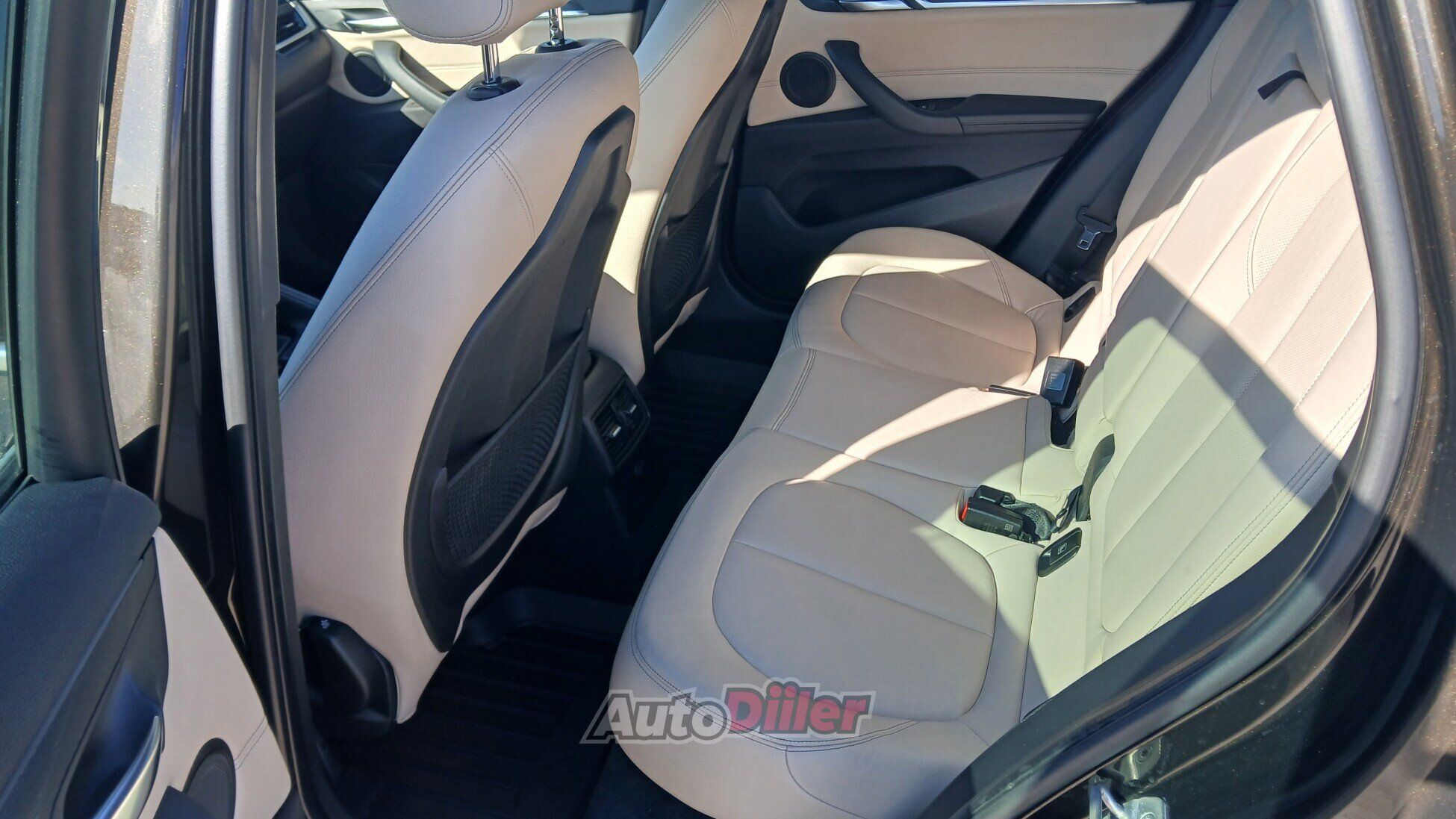 BMW X1 X-Line 2.0 140kW 2015, photo 6/10