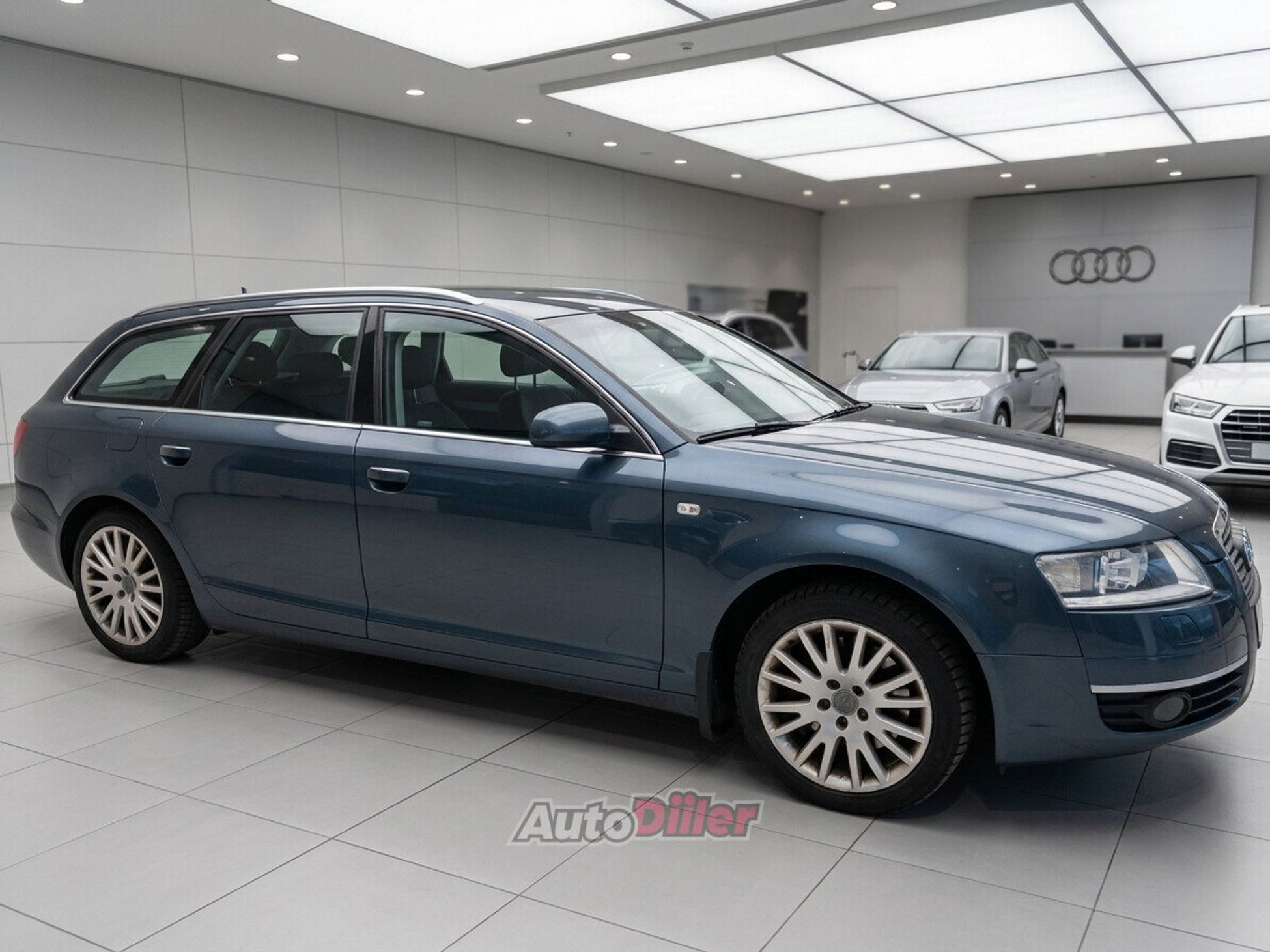 Audi A6 3.2 188kW 2006, photo 2/7