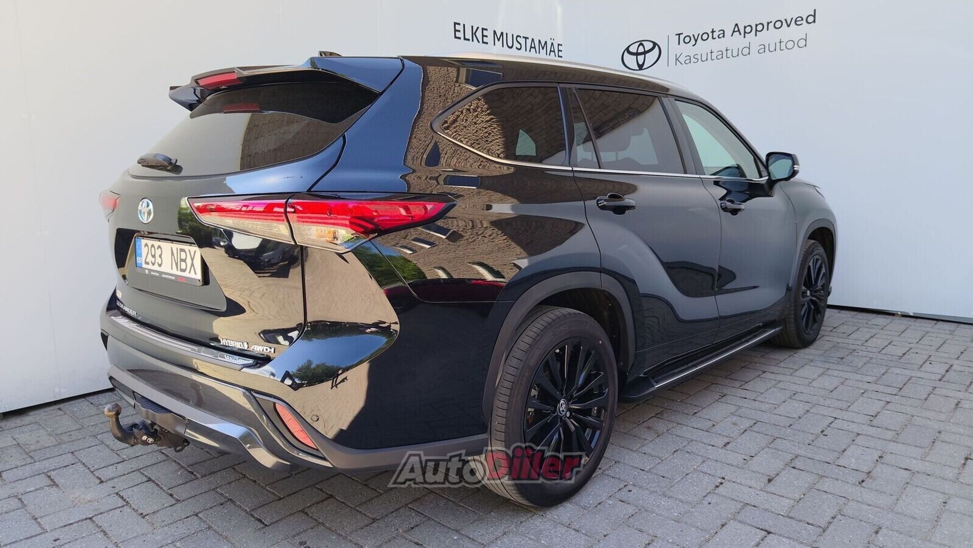 Toyota Highlander Premium 2.5 140kW 2024, photo 2/10
