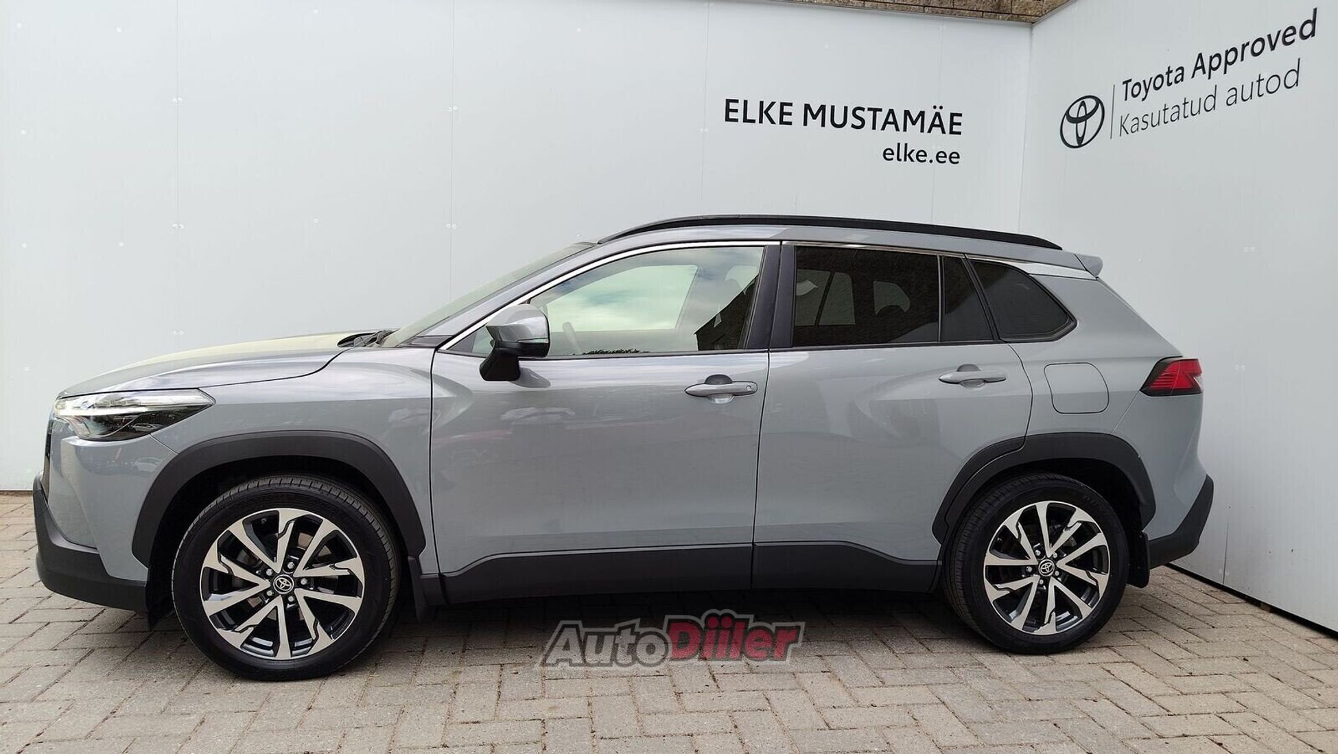 Toyota Corolla Cross 2023, photo 3/10