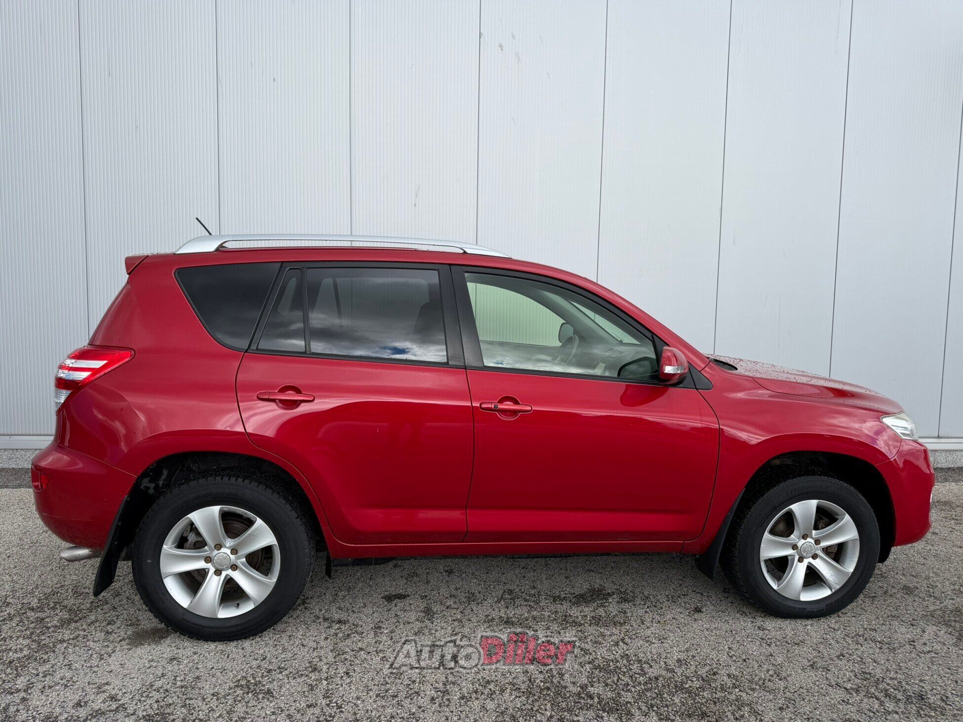 Toyota RAV4 2.0 116kW 2012, photo 4/10