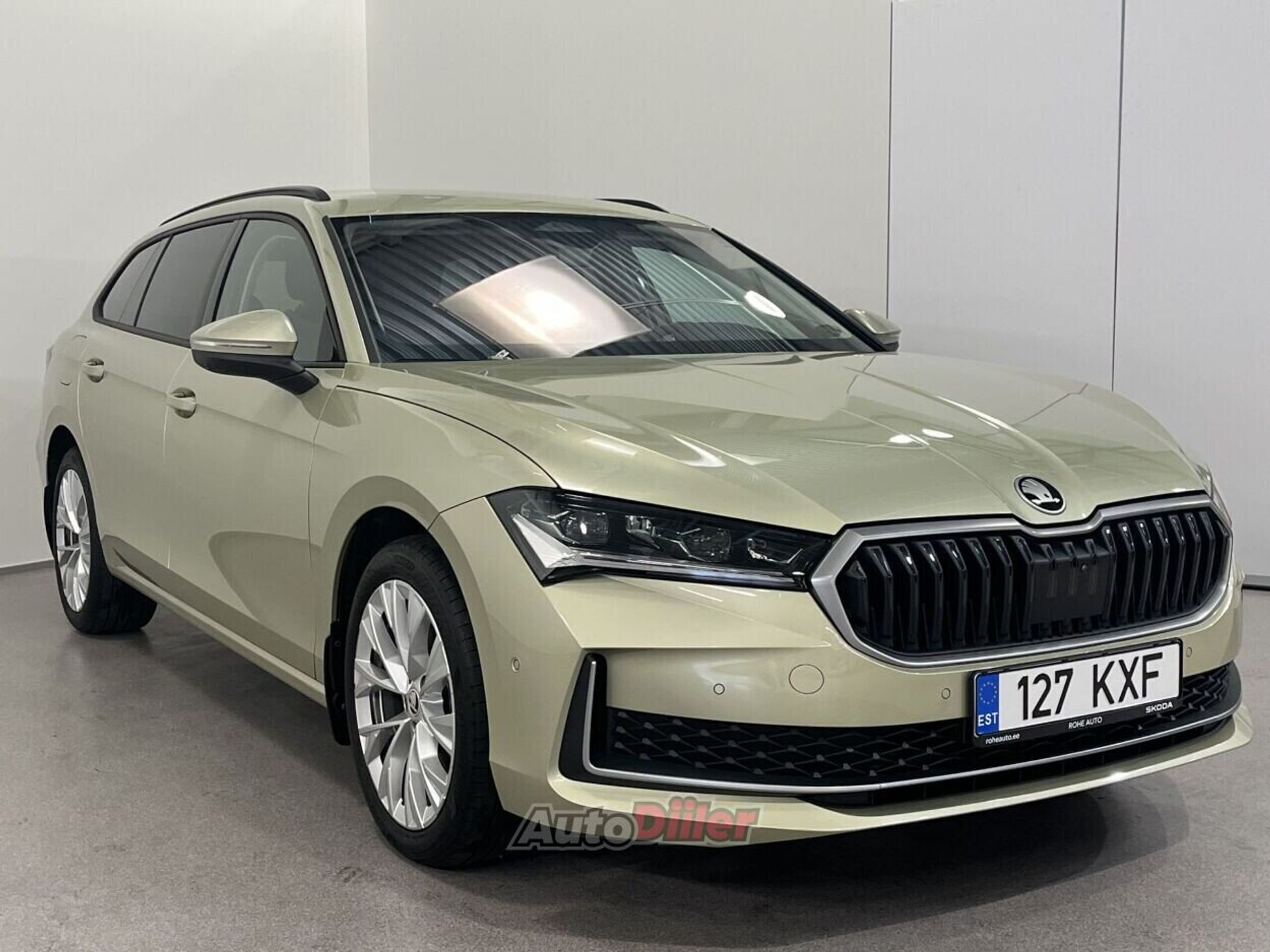 Skoda Superb Combi Selection 2.0 110kW 2025, photo 3/10