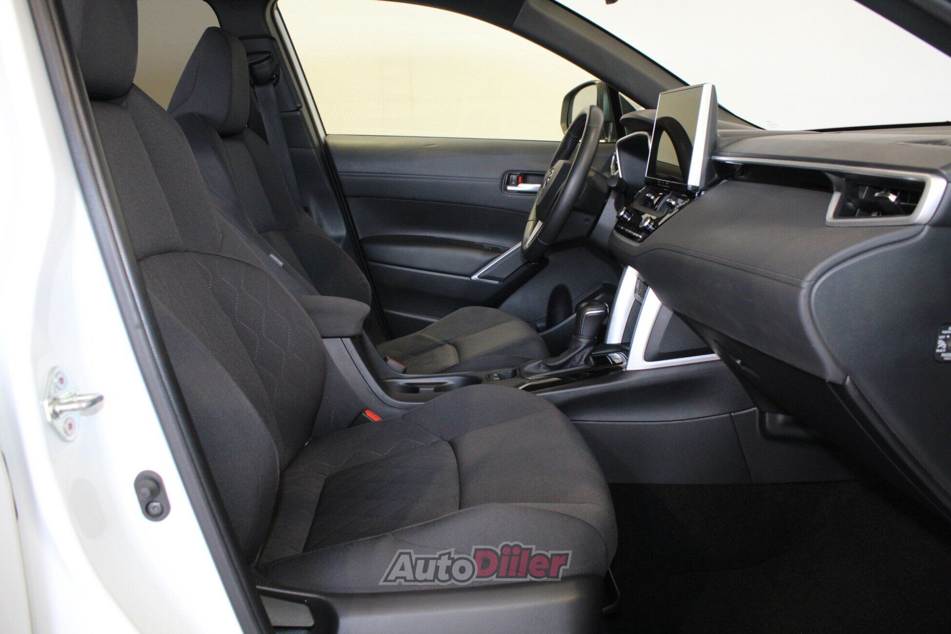 Toyota Corolla Cross 2023, photo 6/10