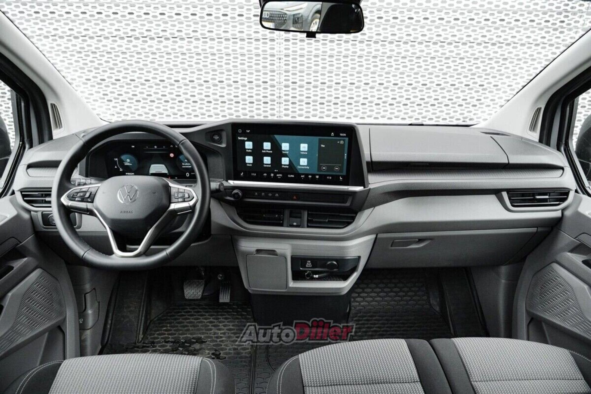 Volkswagen Caravelle 2.0 110kW 2026, photo 6/10