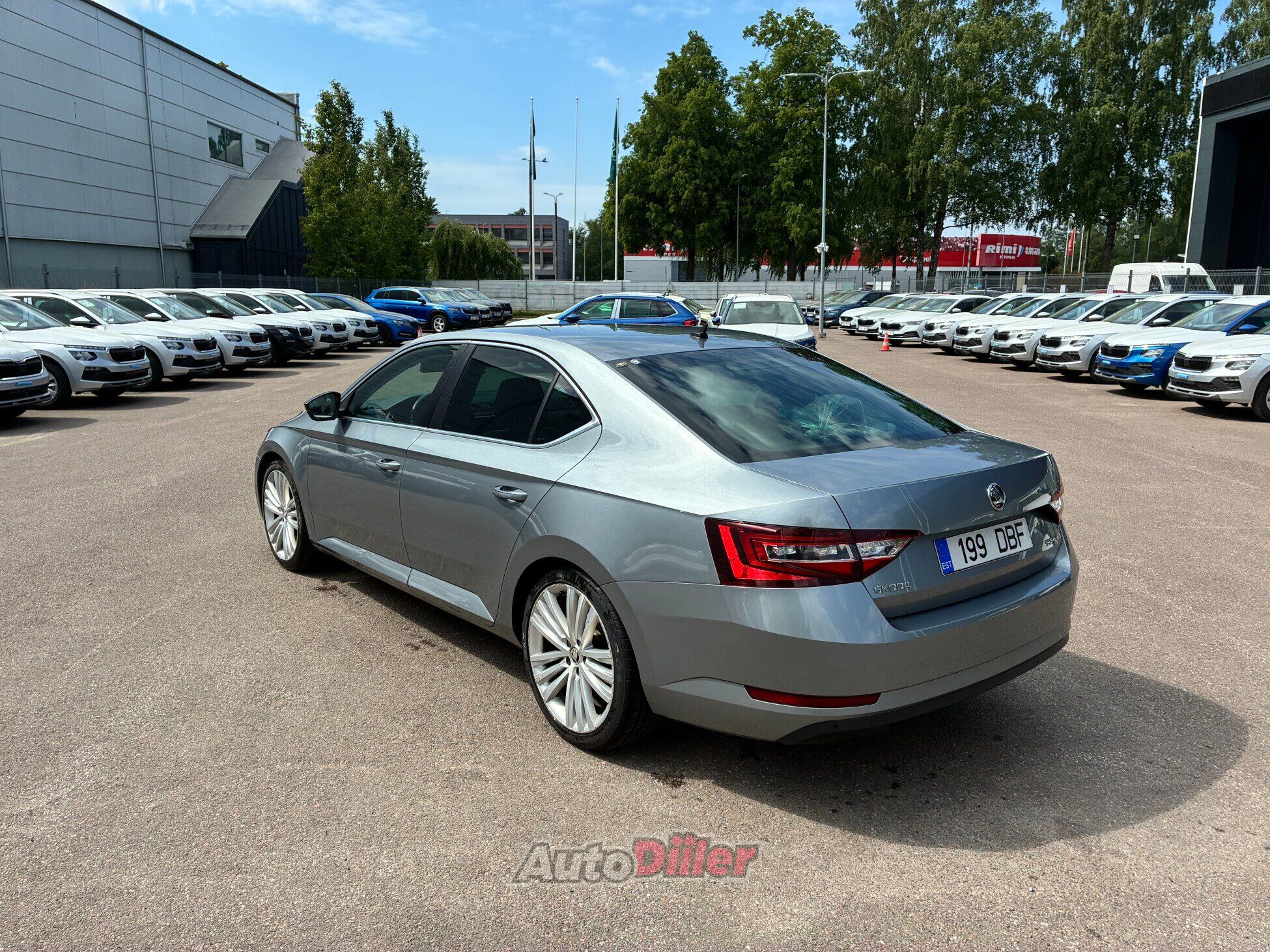 Skoda Superb Elegance plus 2.0 110kW 2015, kuva 7/10