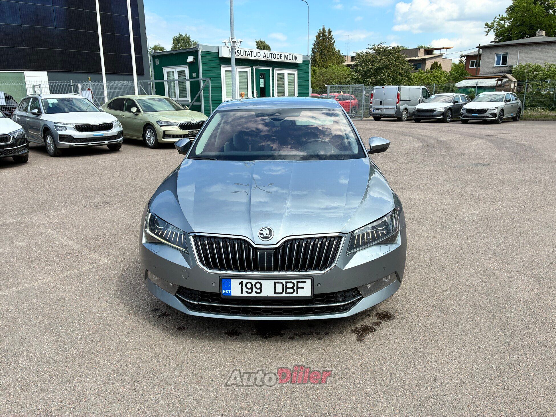 Skoda Superb Elegance plus 2.0 110kW 2015, kuva 4/10