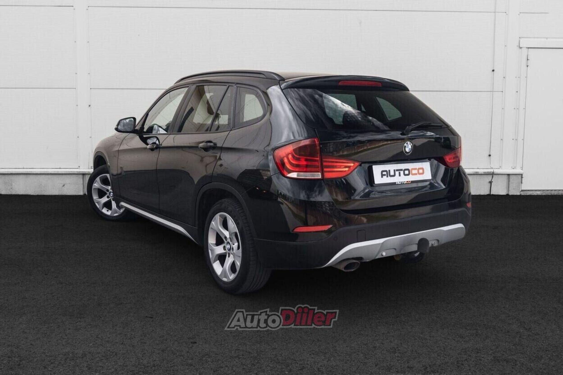 BMW X1 2012, photo 6/10