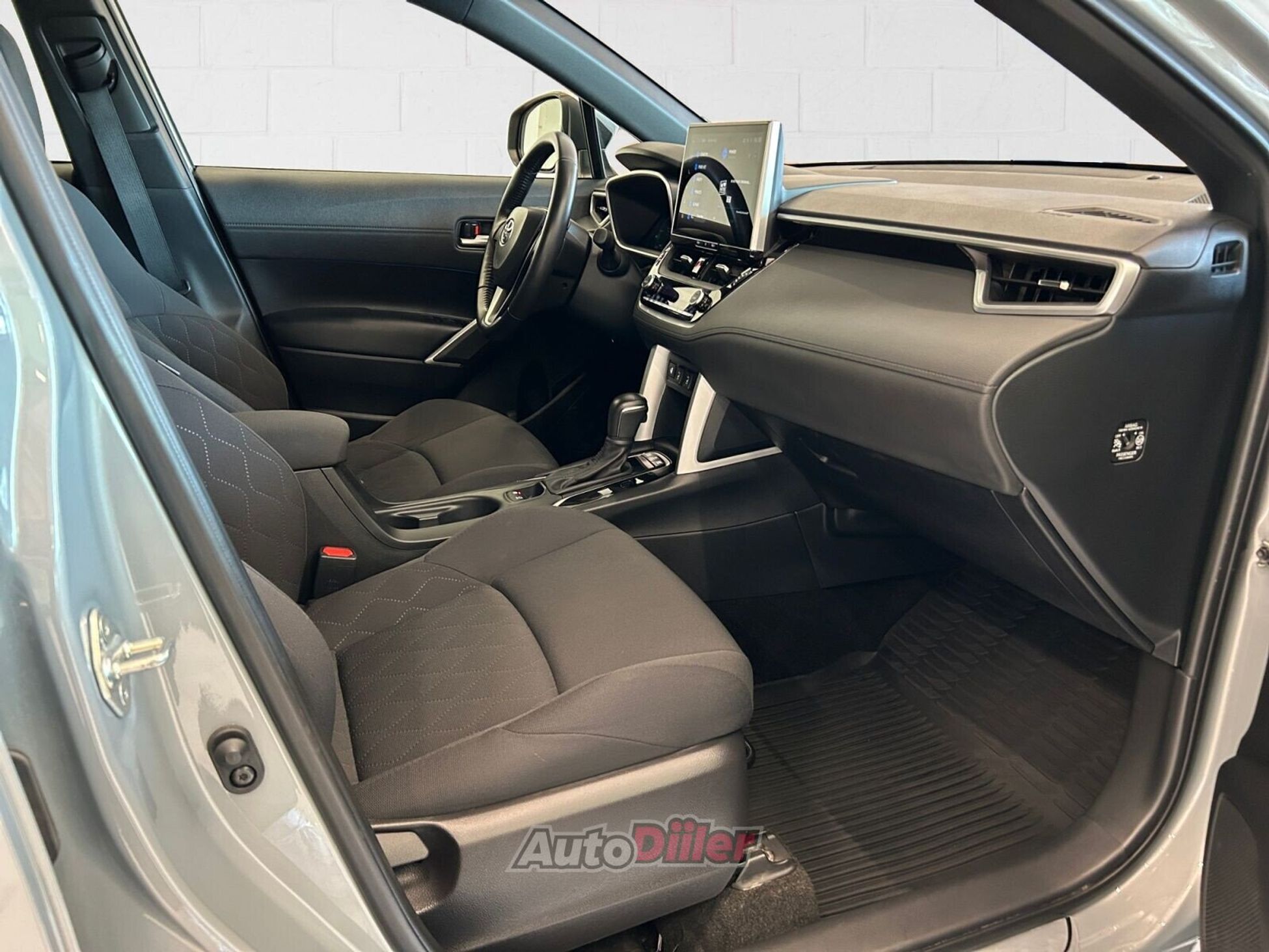 Toyota Corolla Cross 2024, photo 5/10