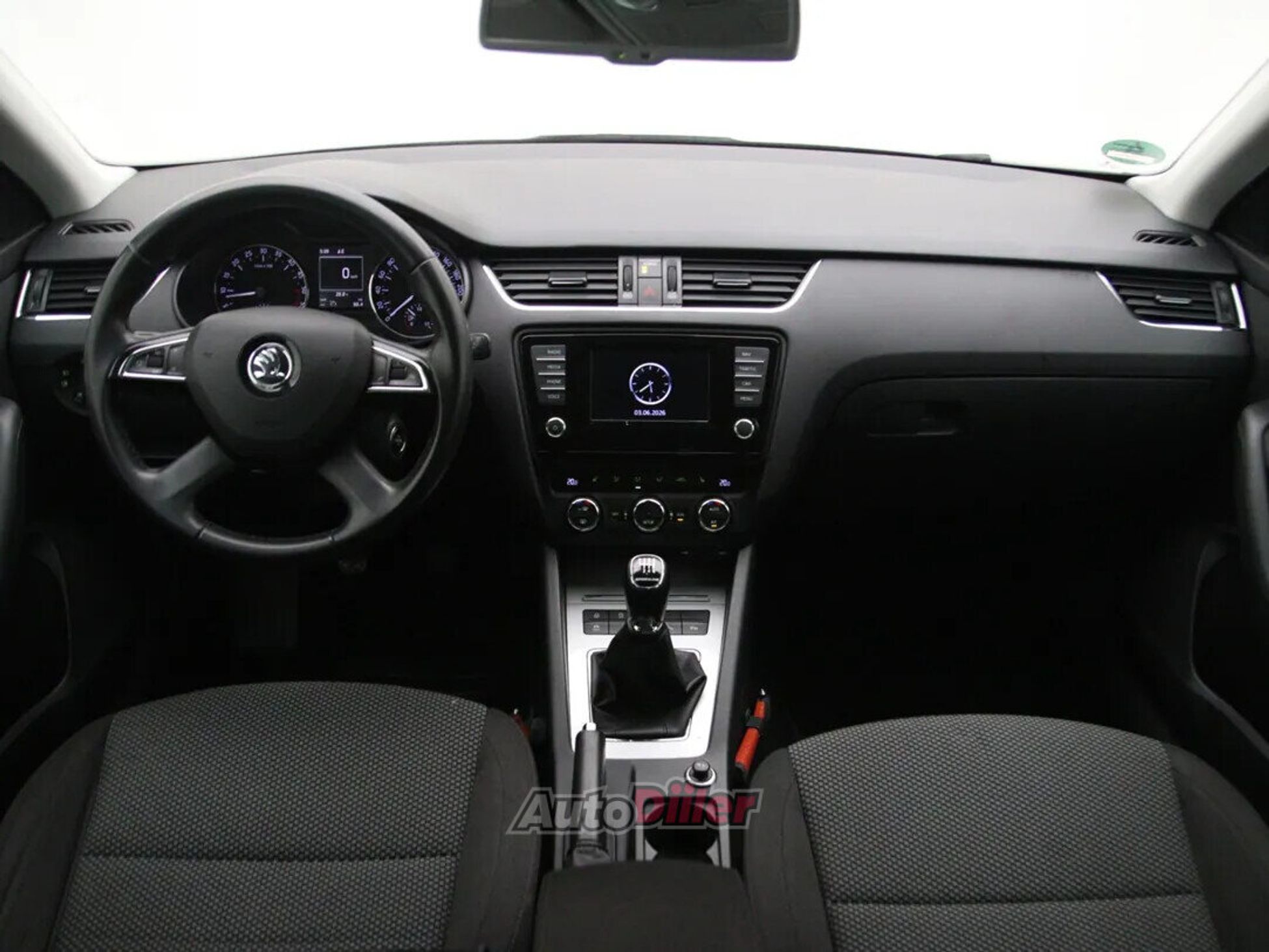 Skoda Octavia Businessline 1.6 81kW 2014, kuva 2/10