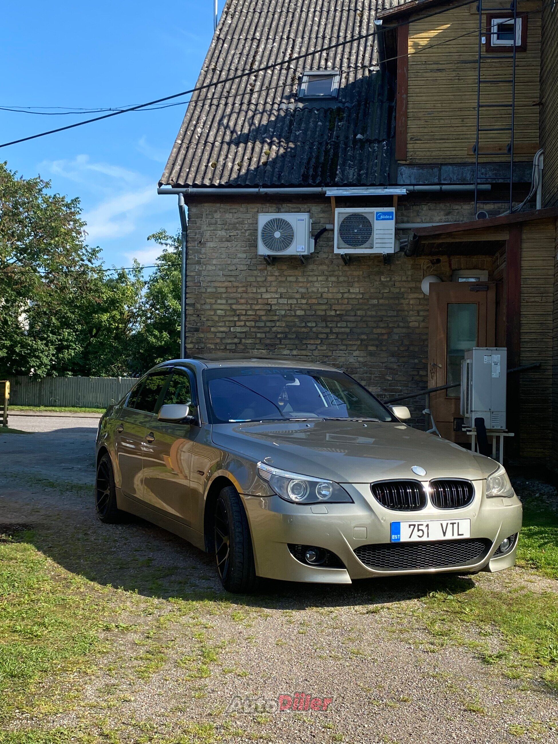 BMW 523 2.5 130kW 2005, photo 4/4