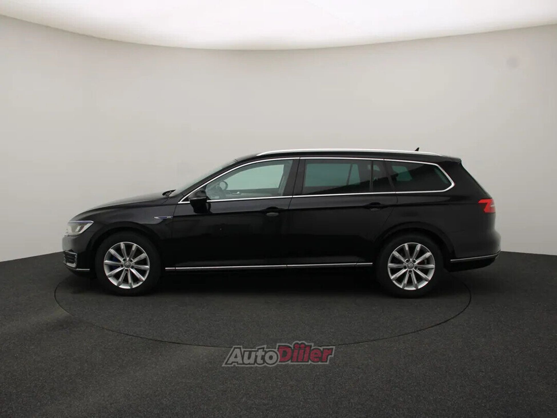Volkswagen Passat GTE Highline 1.4 160kW 2016, photo 6/10