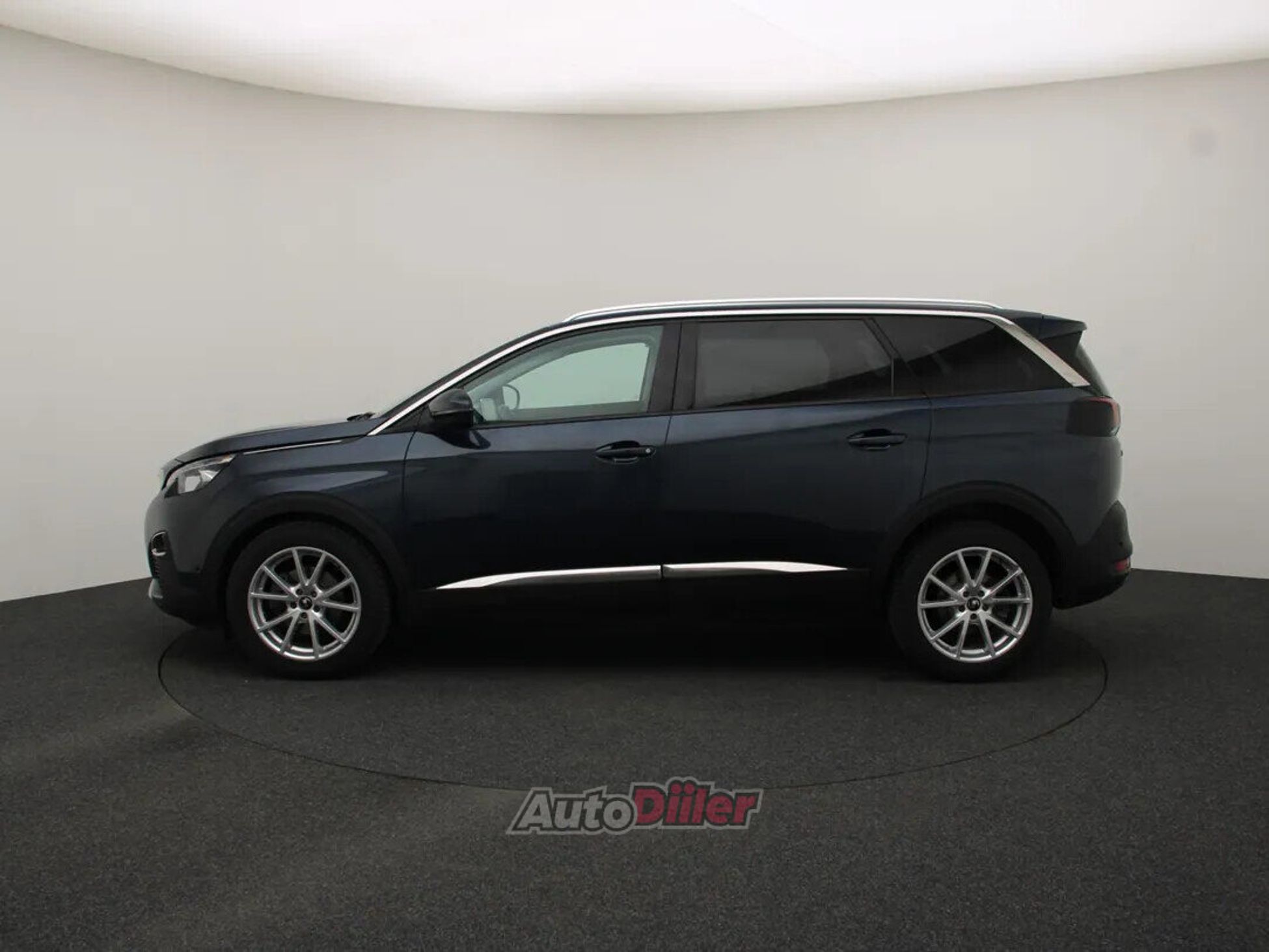Peugeot 5008 GT-Line 2.0 110kW 2018, photo 6/10