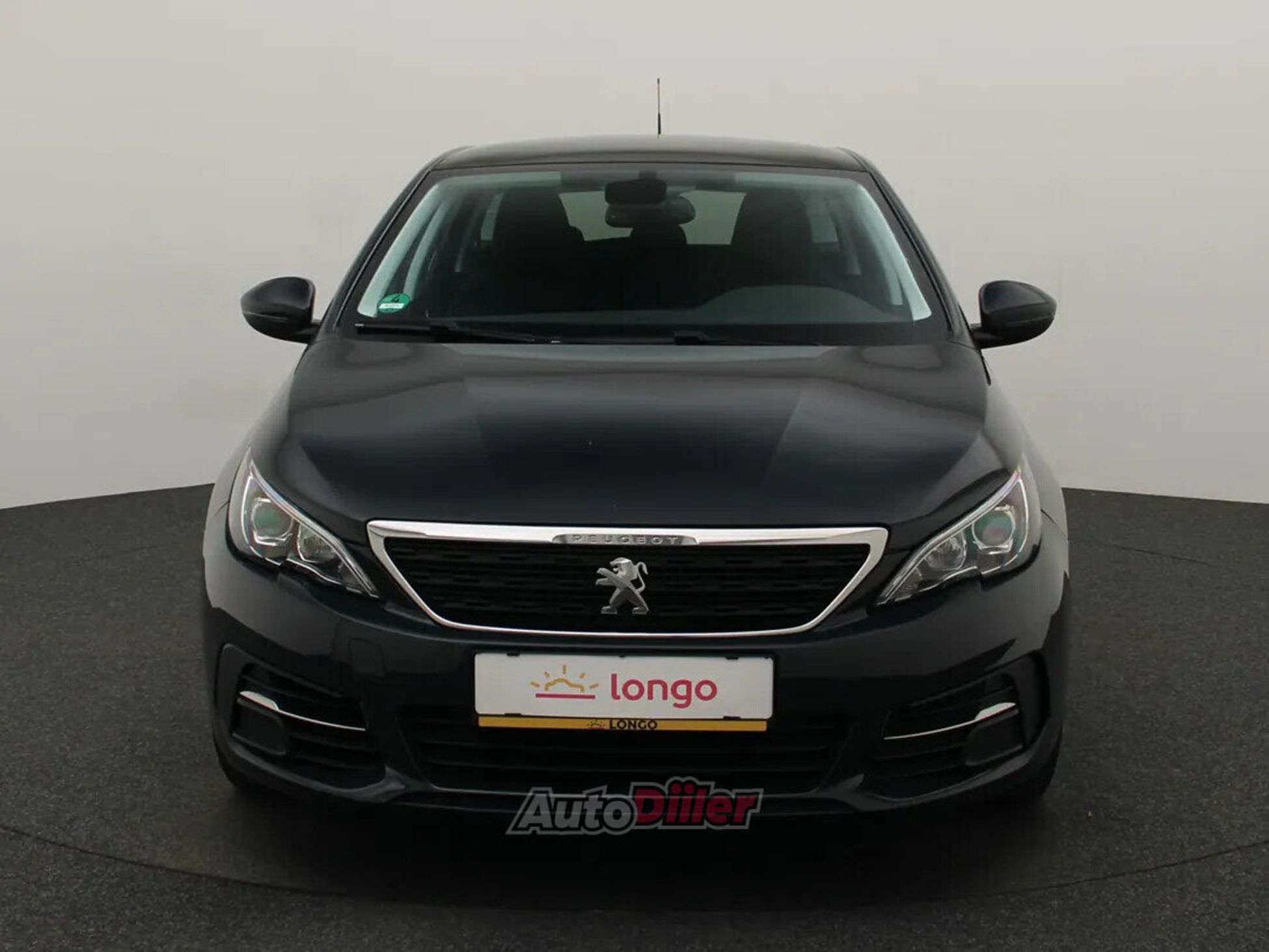 Peugeot 308 Active 1.2 96kW 2018, photo 3/10