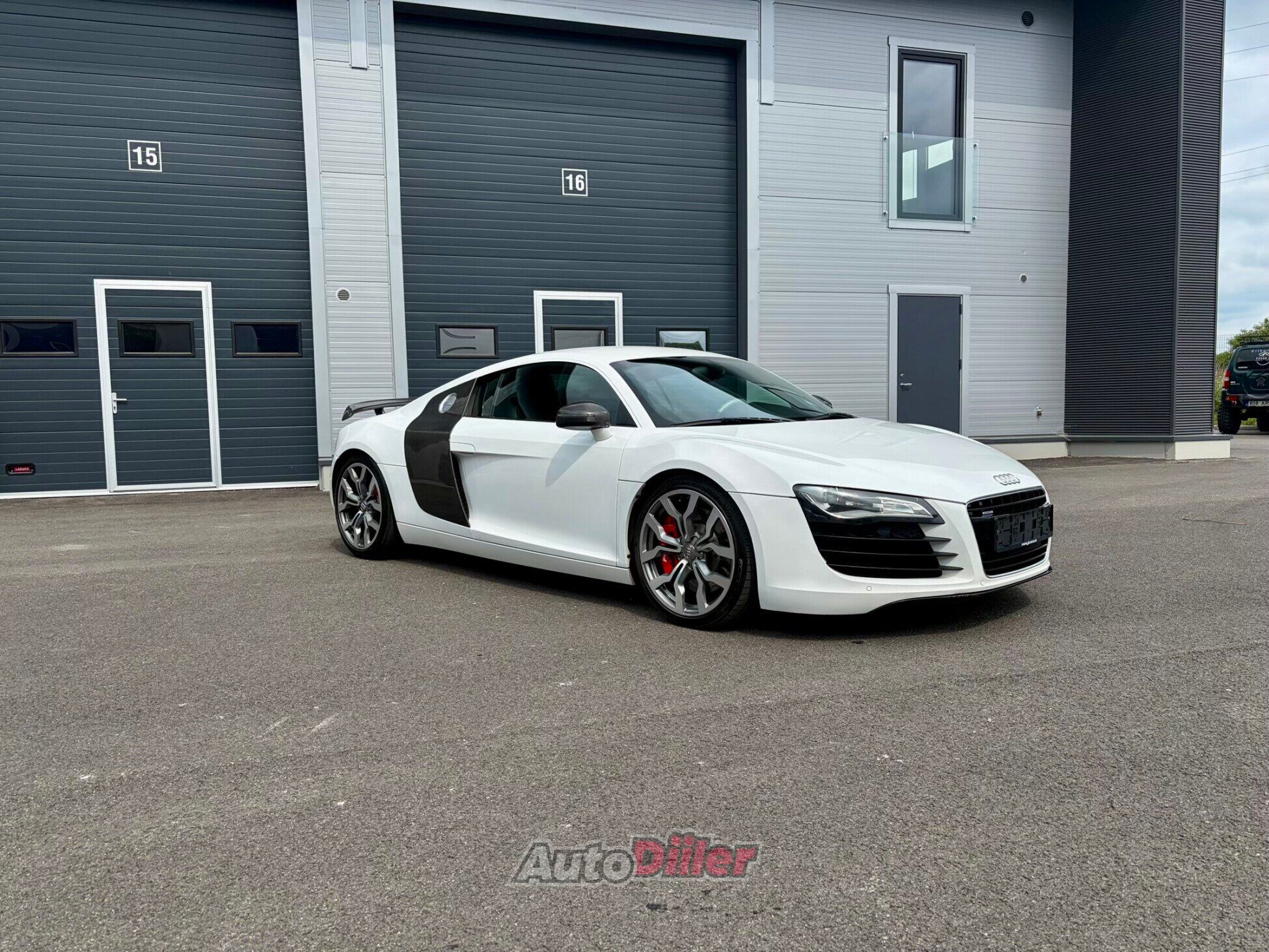 Audi R8