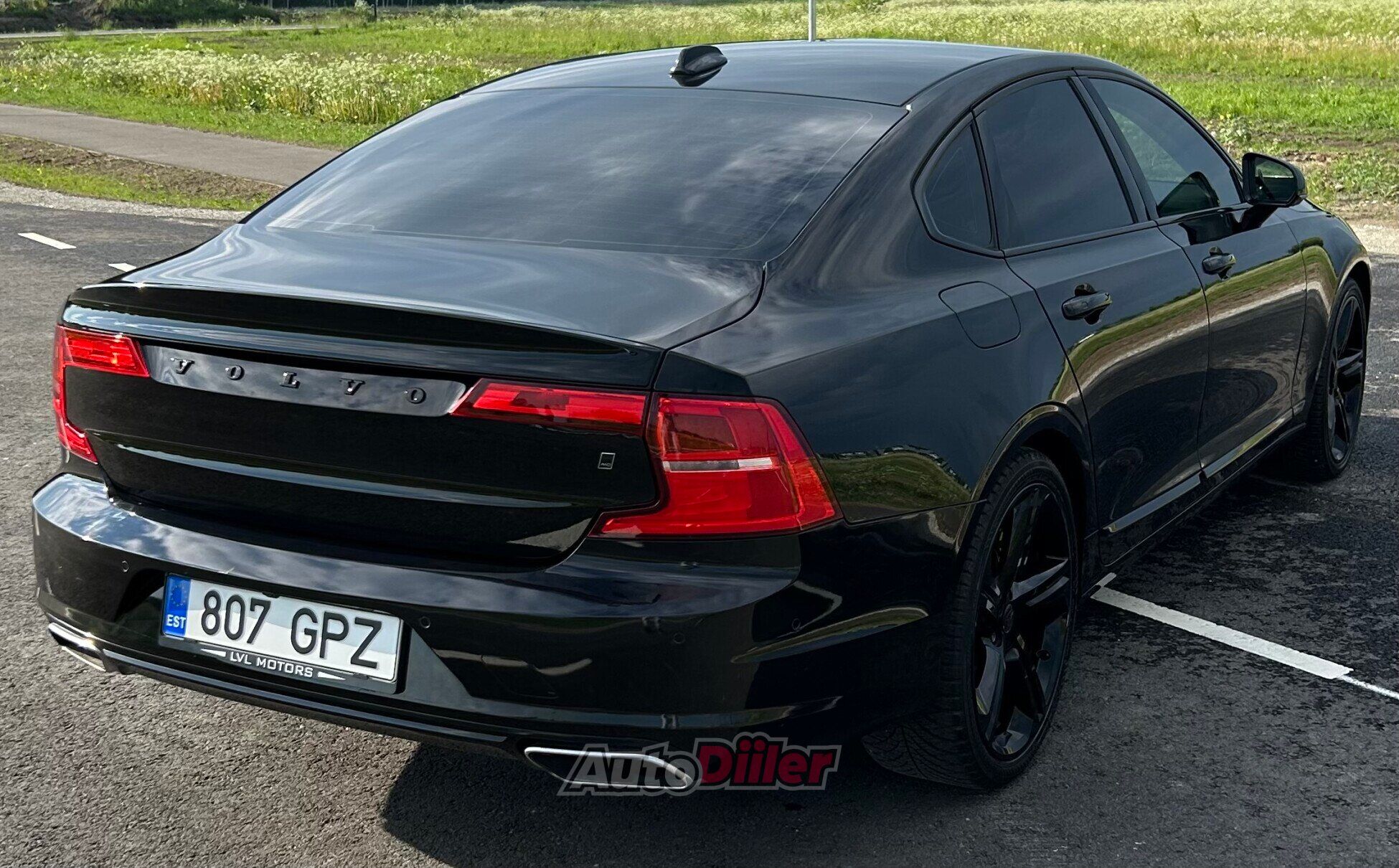 Volvo S90 INSCRIPTION AWD 2.0 173kW 2016, photo 4/10
