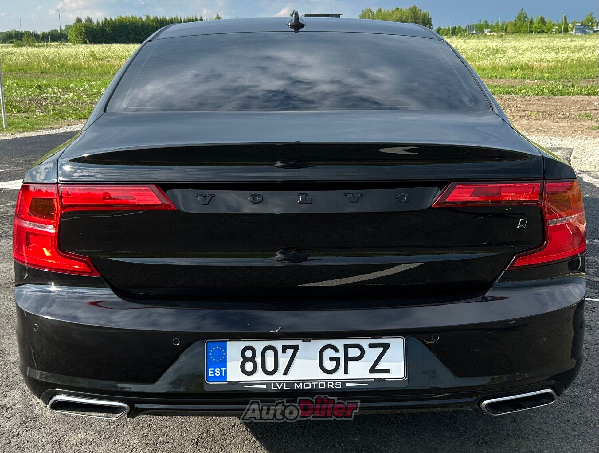 Volvo S90 INSCRIPTION AWD 2.0 173kW 2016, photo 7/10
