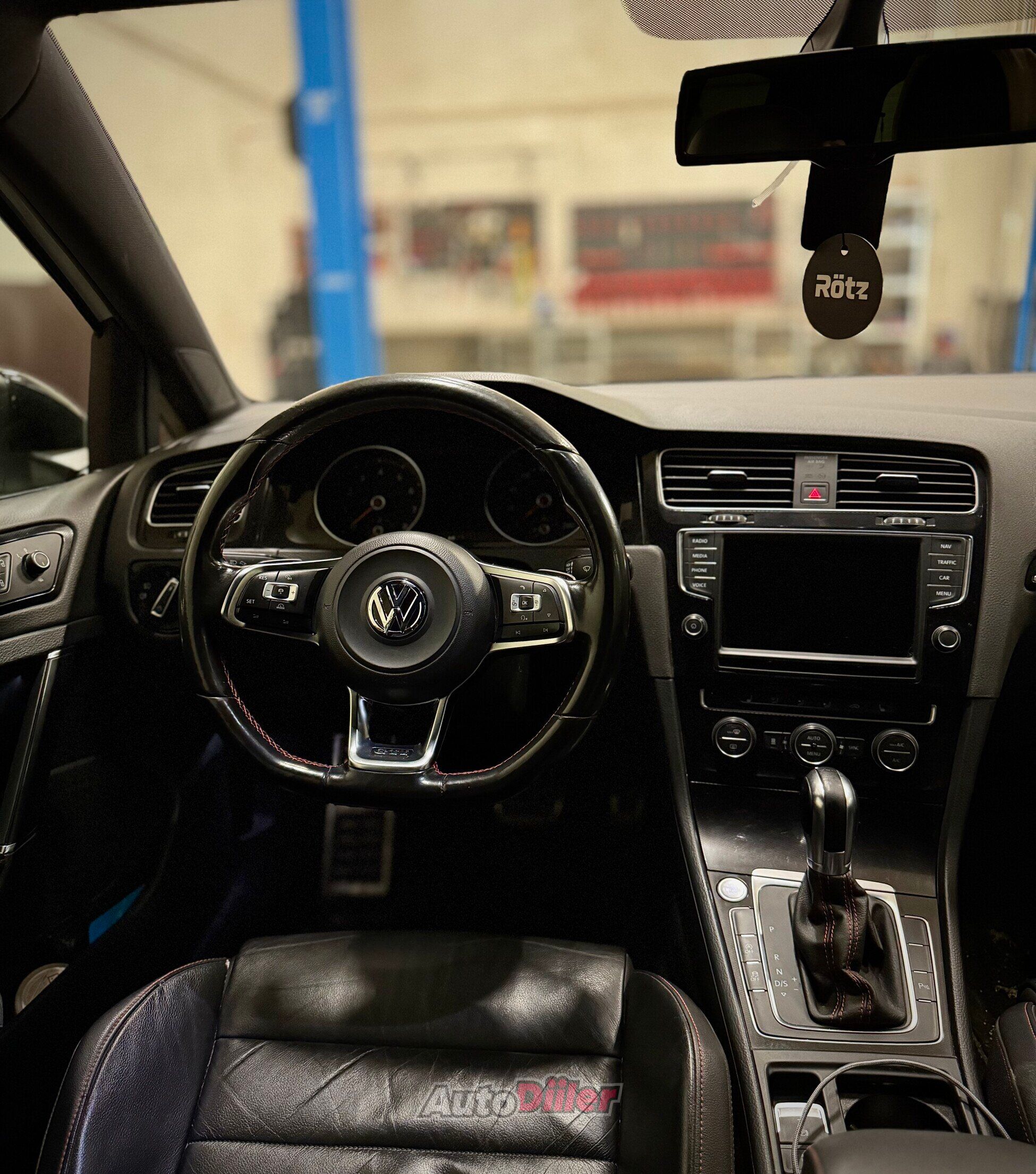 Volkswagen Golf GTI 2.0 162kW 2014, photo 8/8
