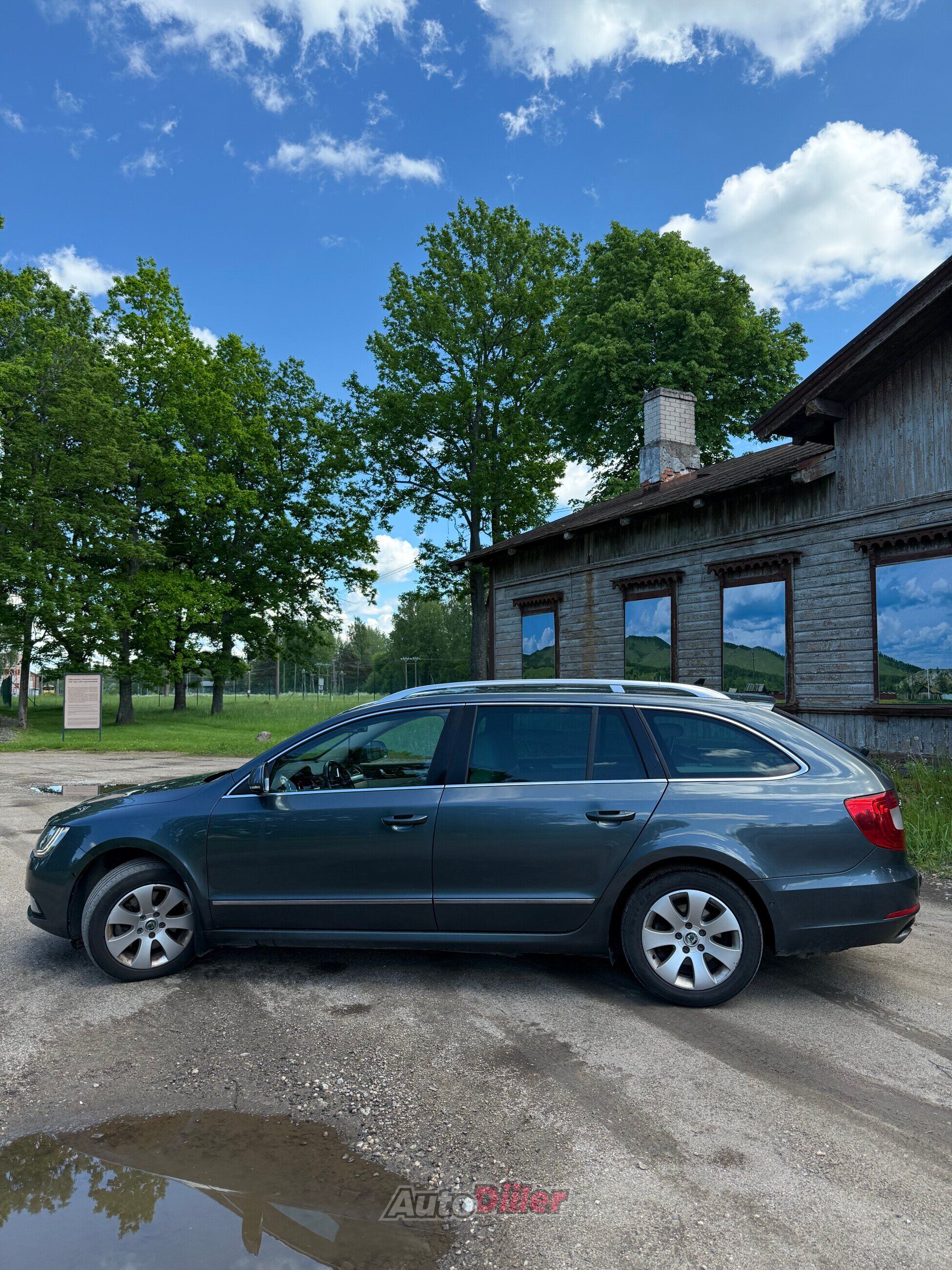 Skoda Superb 2.0 125kW 2014, kuva 3/10