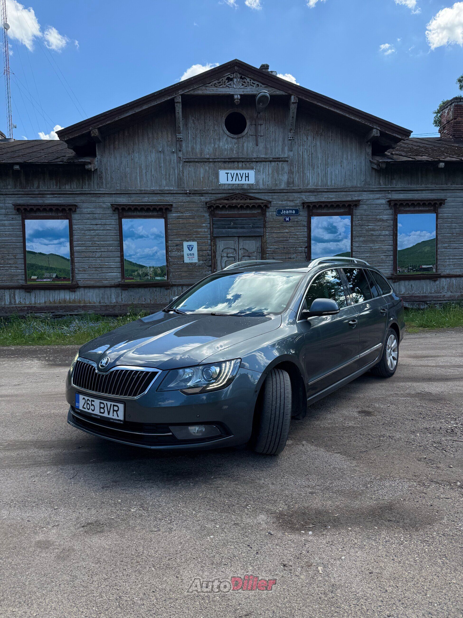 Skoda Superb 2.0 125kW 2014, kuva 2/10