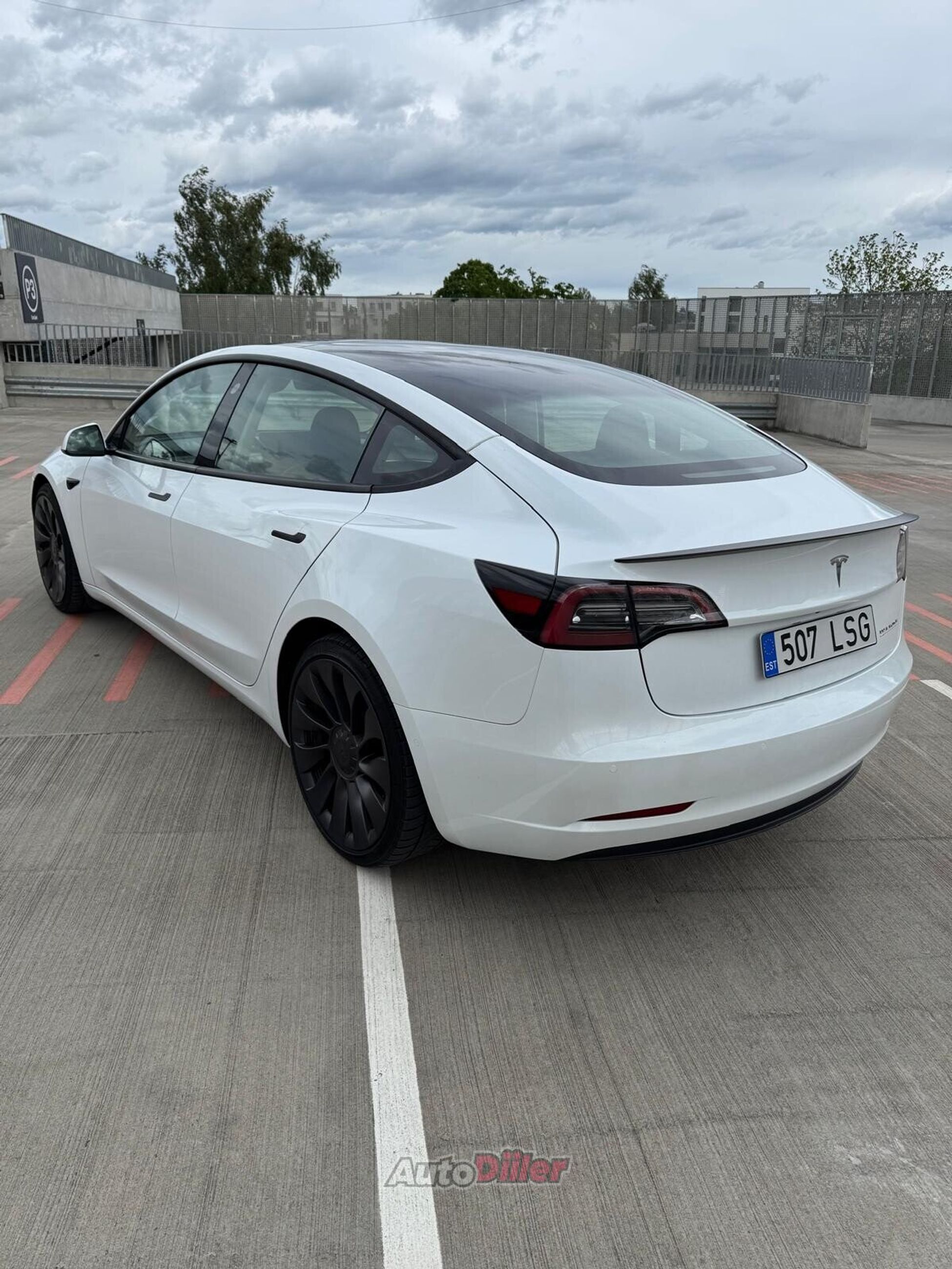 Tesla Model 3 Performance 155kW 2021, photo 4/9