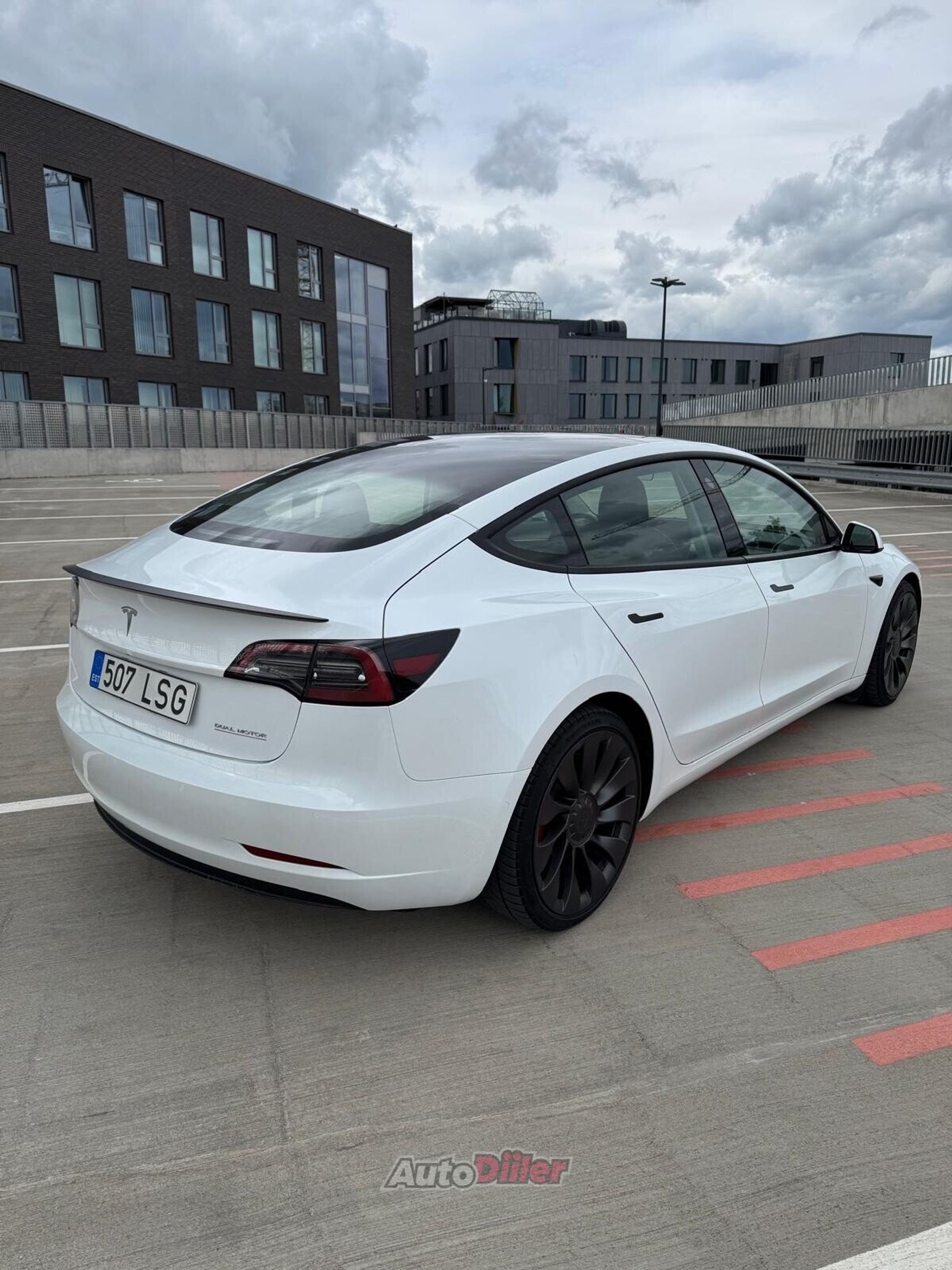 Tesla Model 3 Performance 155kW 2021, photo 5/9