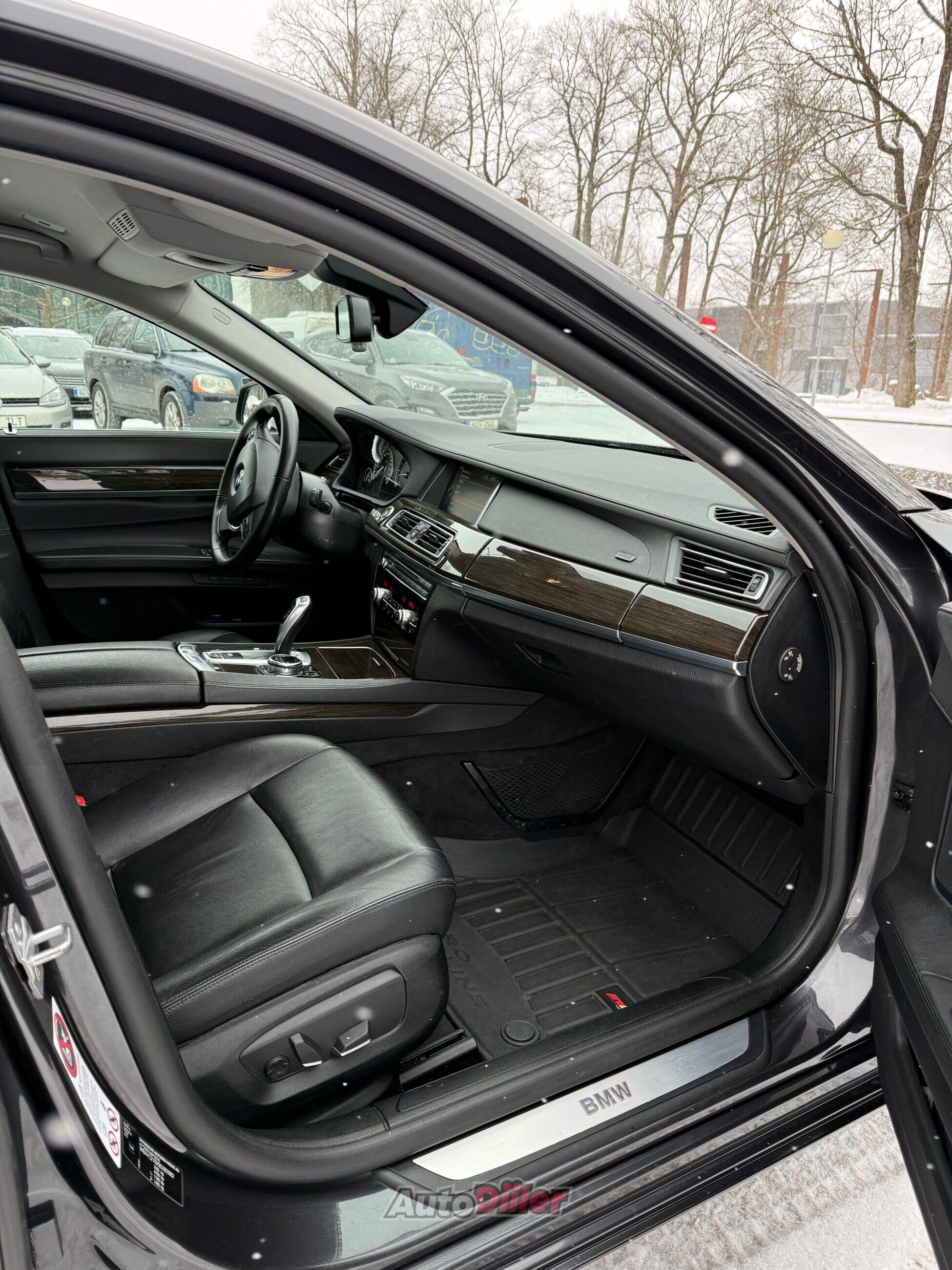 BMW 730 3.0 155kW 2013, kuva 7/10