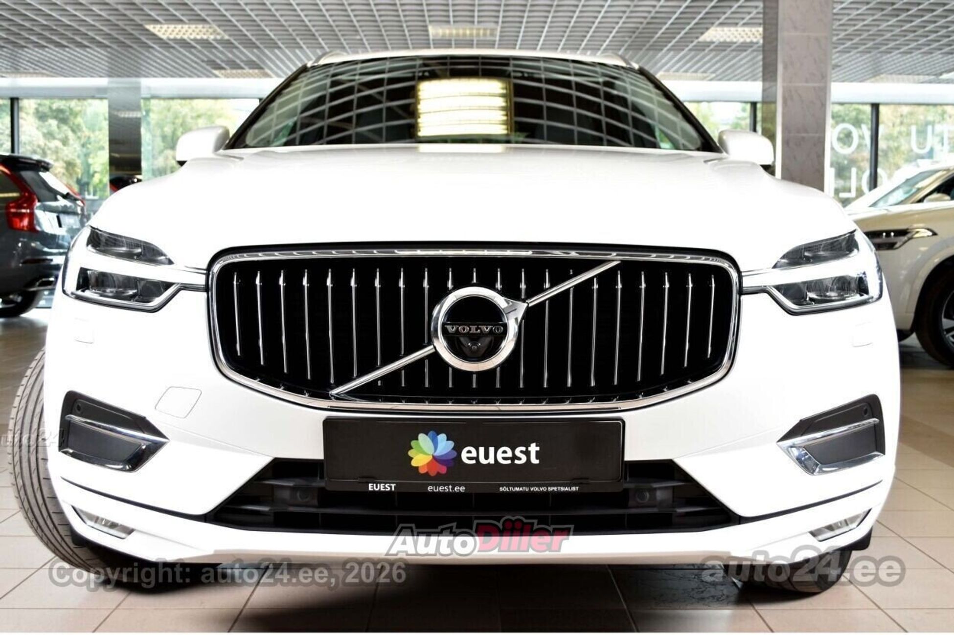 Volvo XC60 2018, photo 5/10