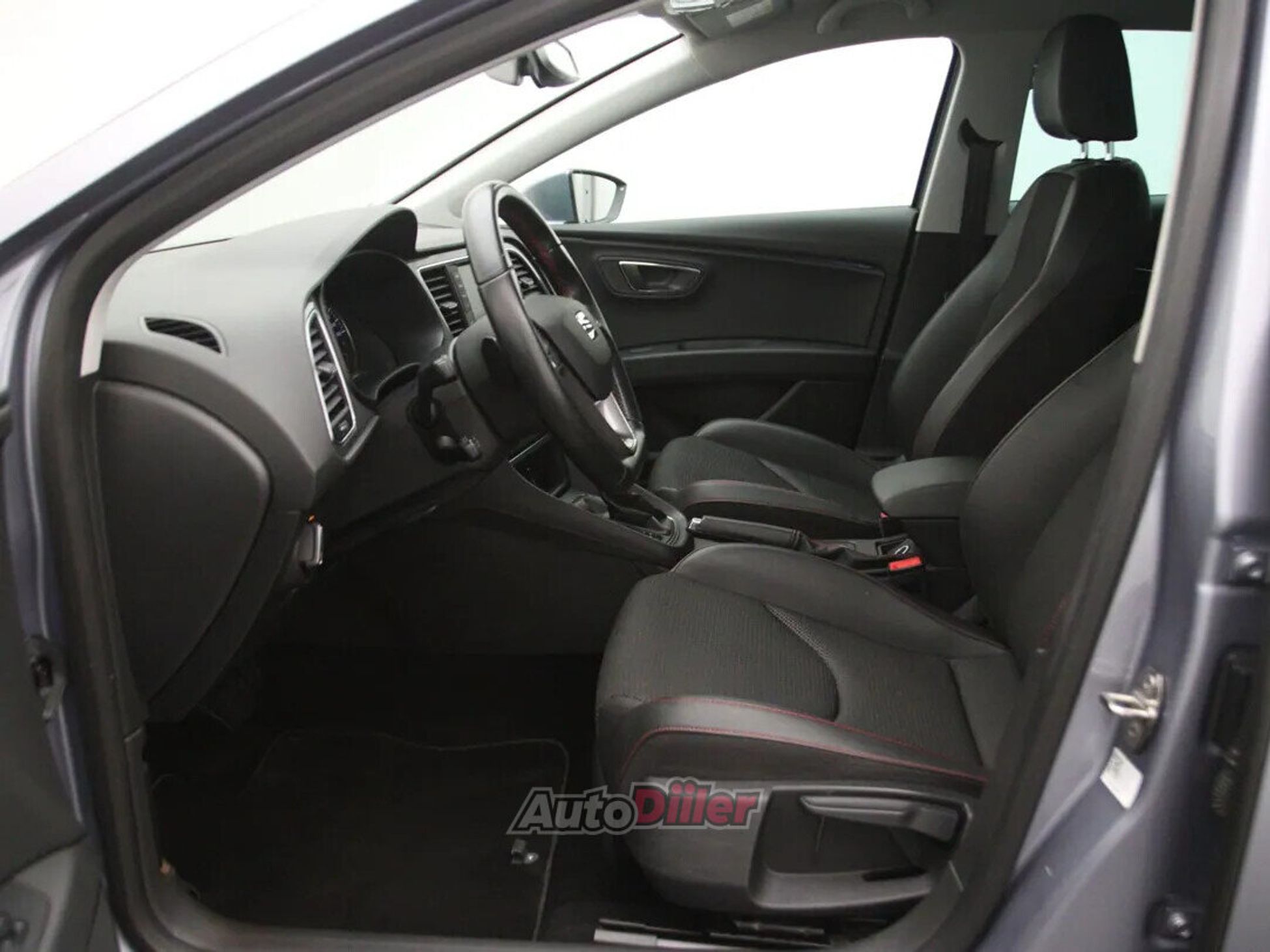 SEAT Leon FR Connect 2.0 110kW 2016, photo 4/10