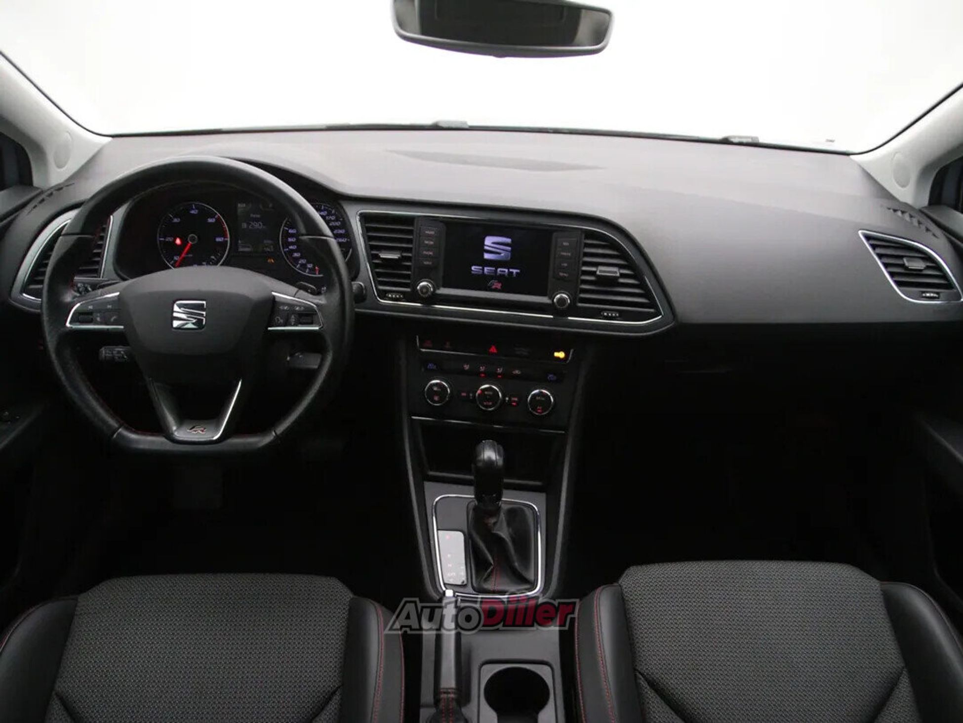SEAT Leon FR Connect 2.0 110kW 2016, photo 2/10