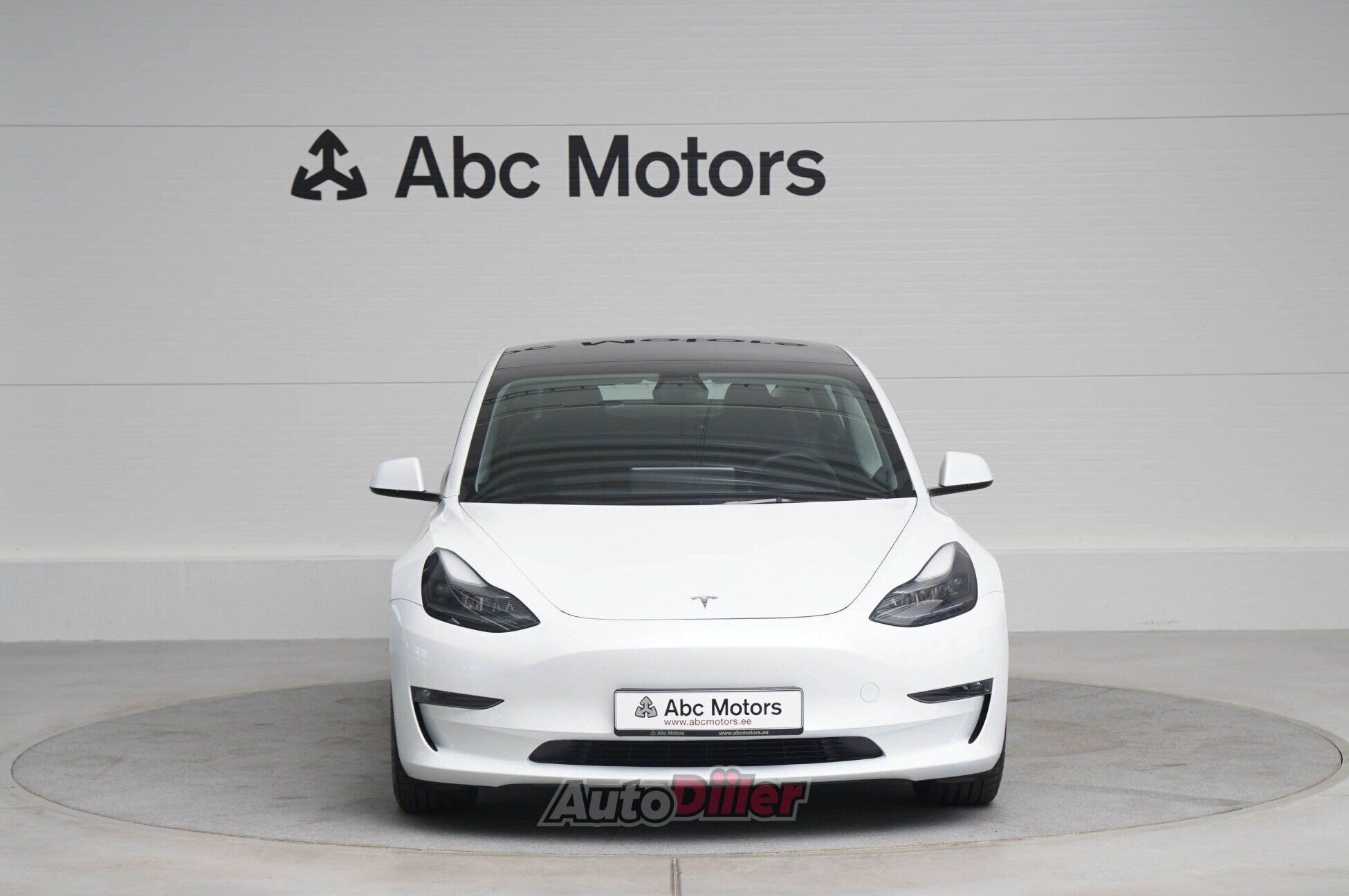 Tesla Model 3 2021, photo 2/10