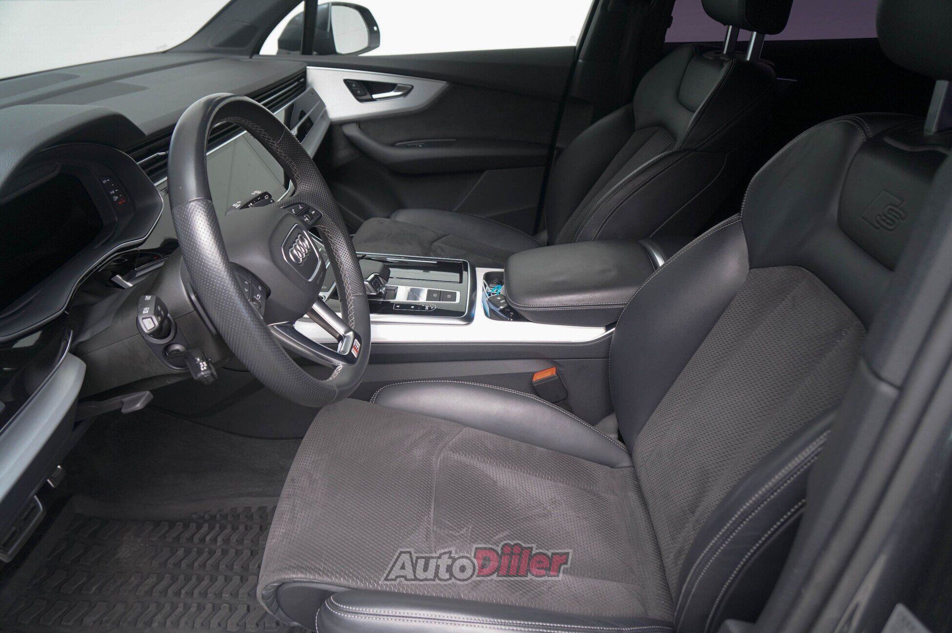 Audi Q7 2021, photo 7/10
