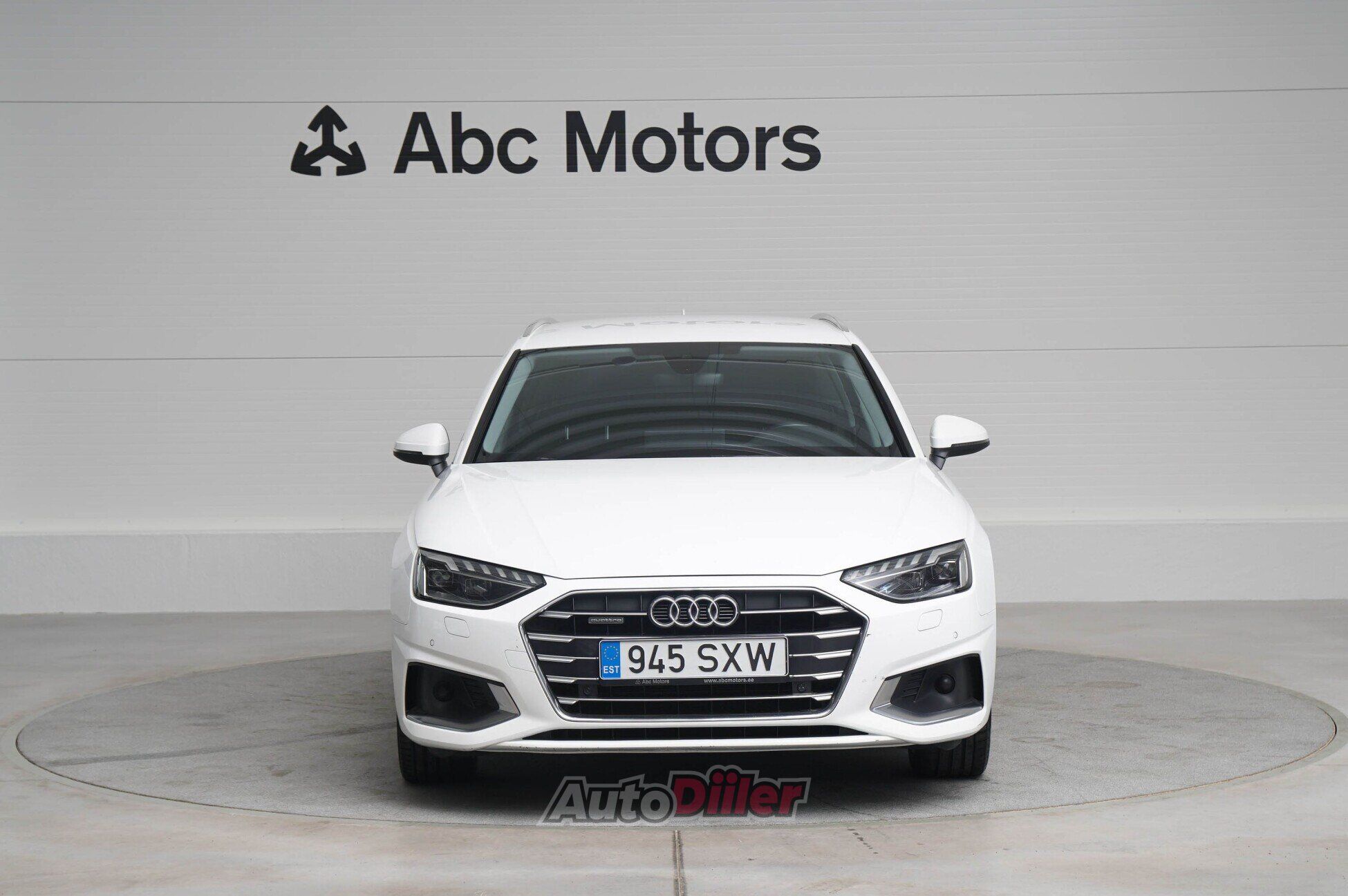 Audi A4 2019, kuva 2/10