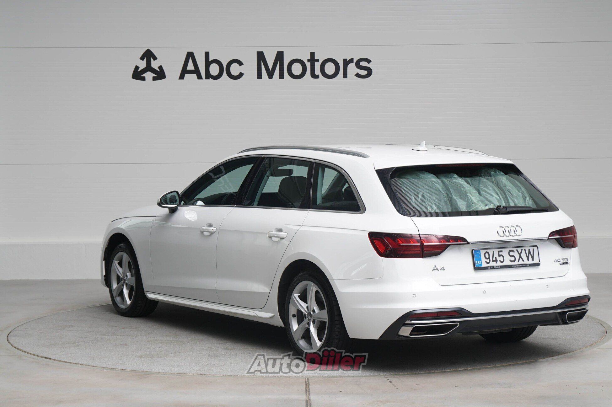 Audi A4 2019, kuva 6/10