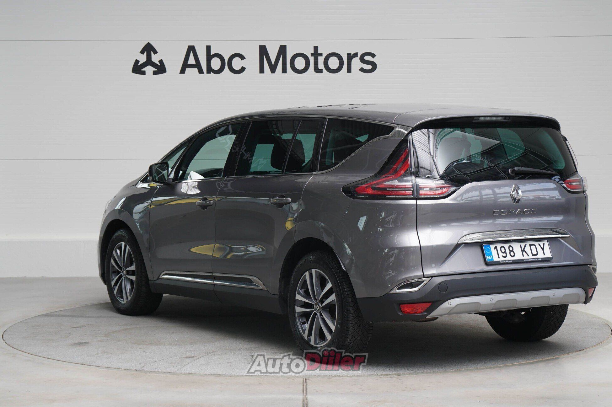 Renault Espace 2017, photo 6/10