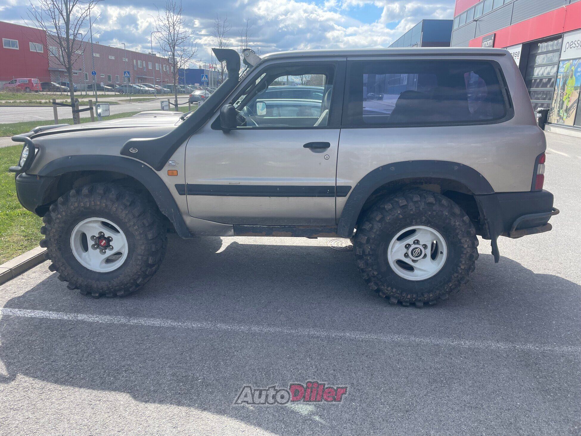 Nissan Patrol Y61 GR 2.8 95kW 1998, photo 8/8
