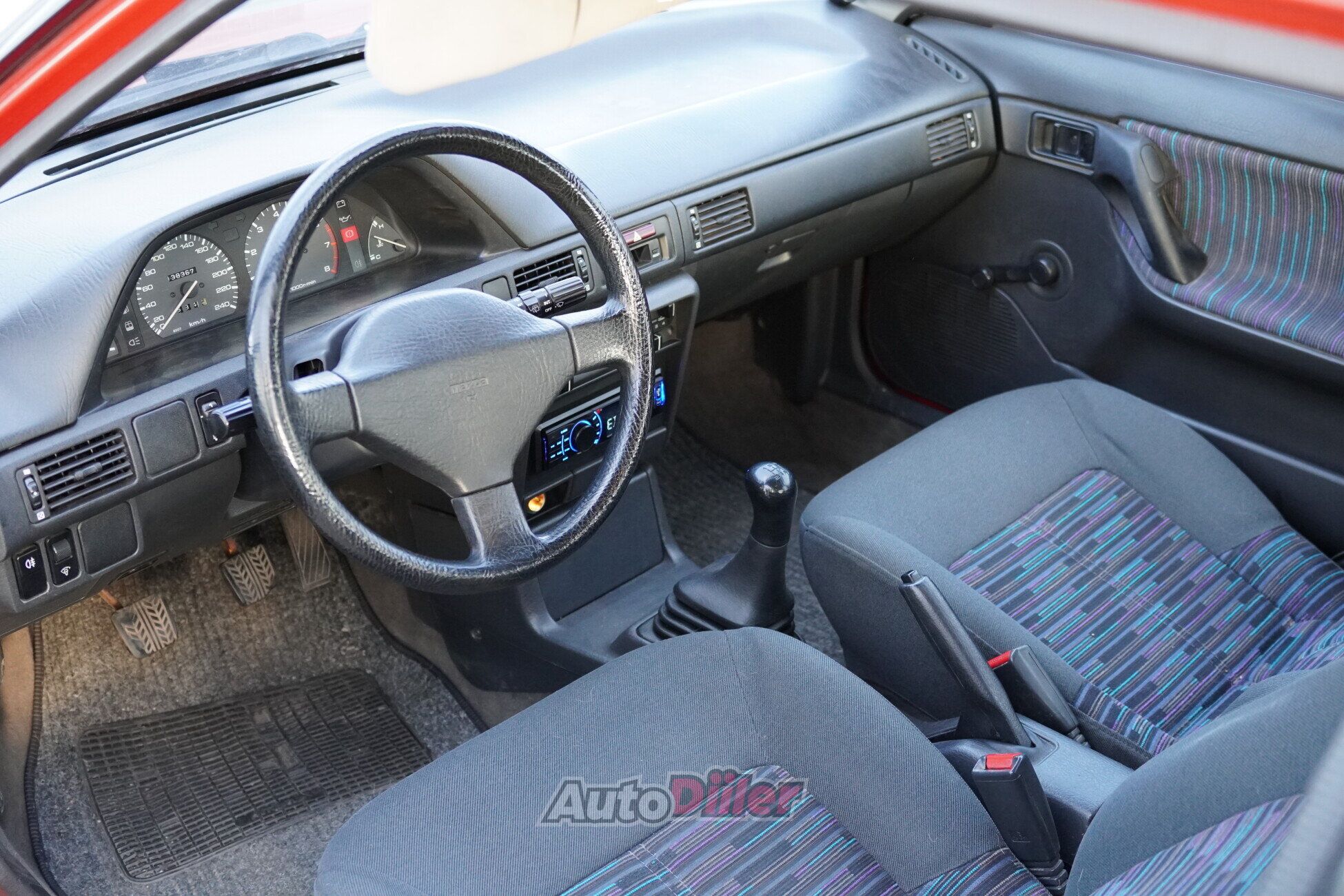 Mazda 323 BG 1.6 65kW 1991, kuva 6/7