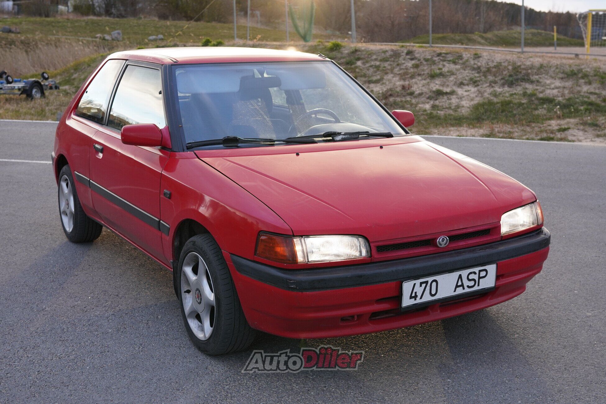 Mazda 323