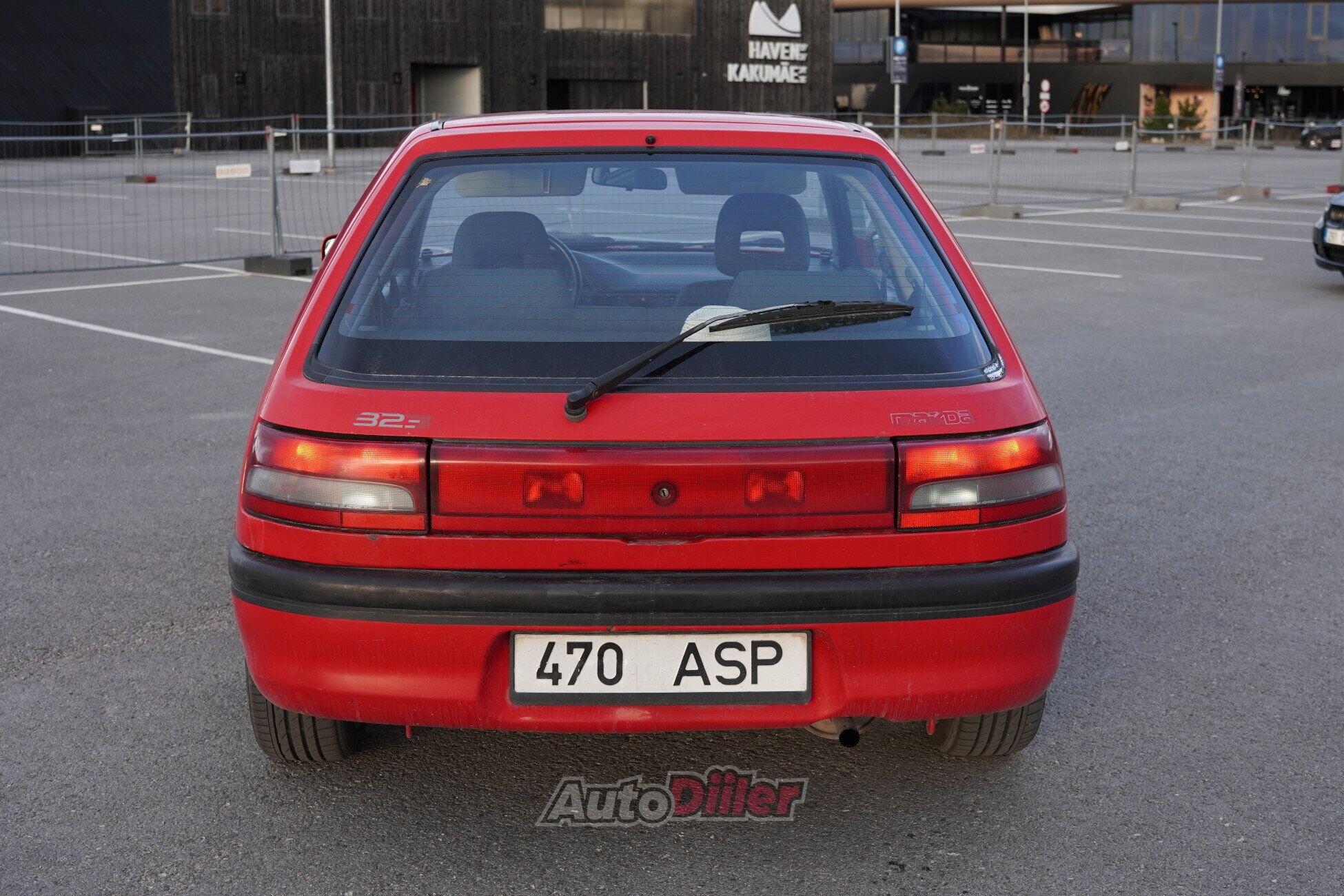 Mazda 323 BG 1.6 65kW 1991, kuva 5/7