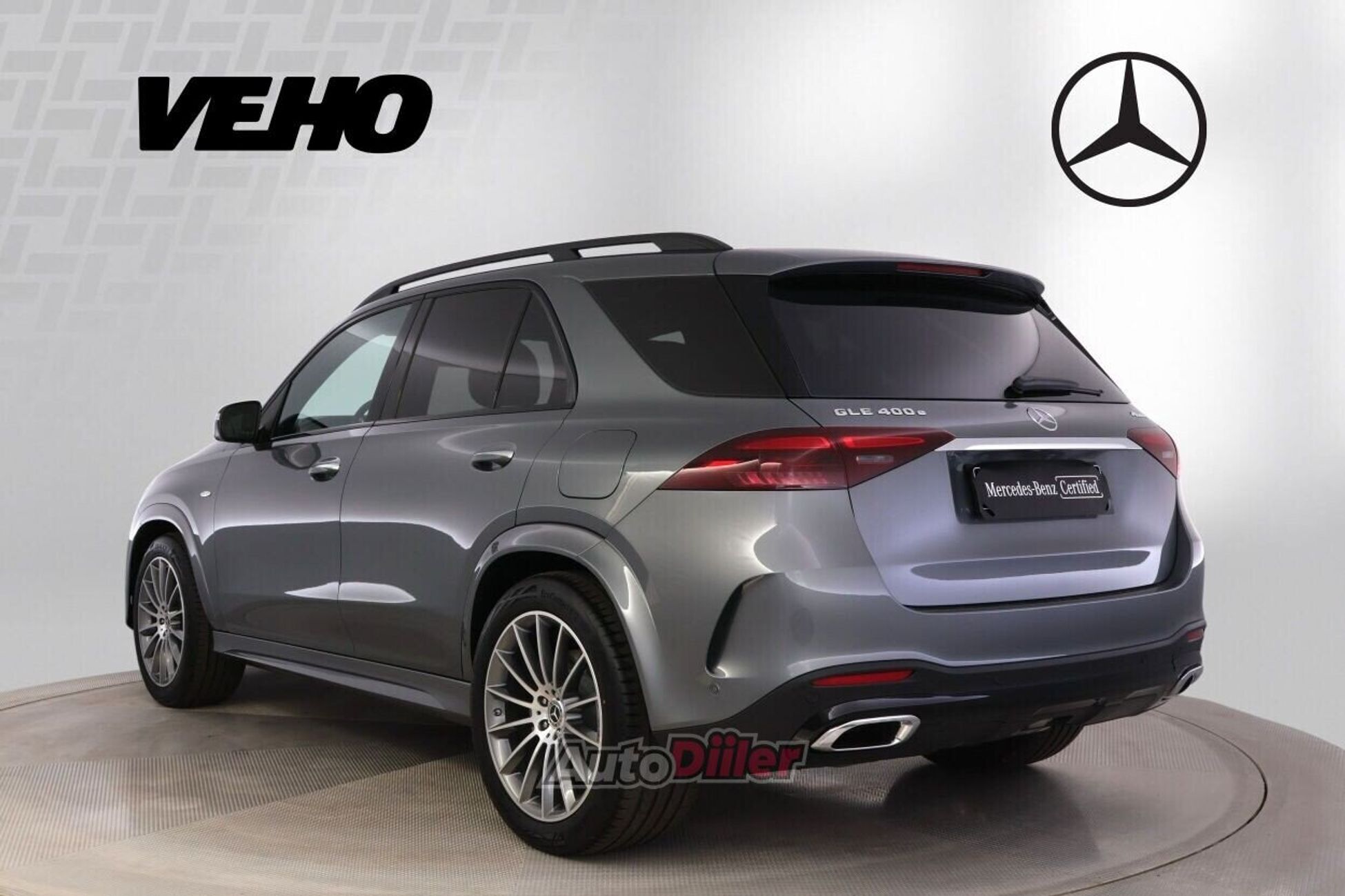 Mercedes-Benz GLE 400 2026, photo 3/10