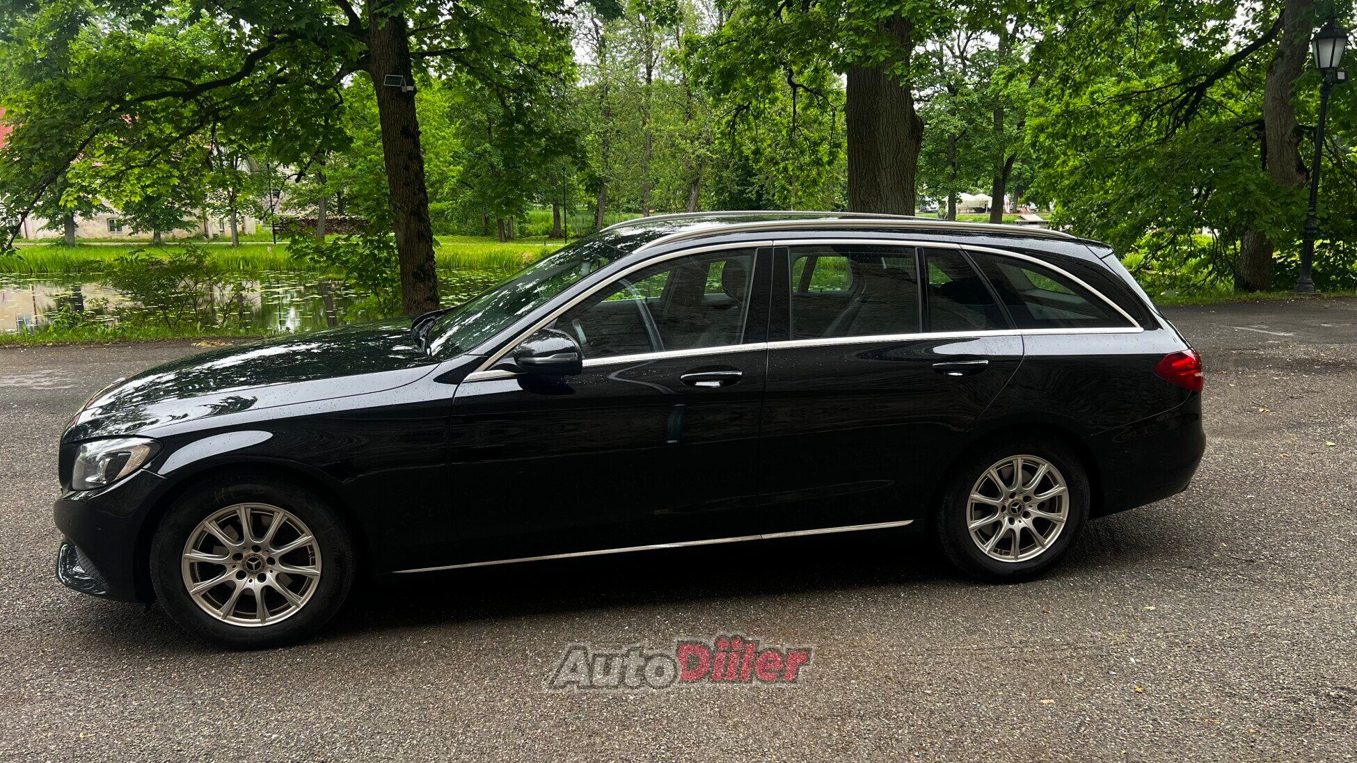Mercedes-Benz C 180 2017, kuva 5/10