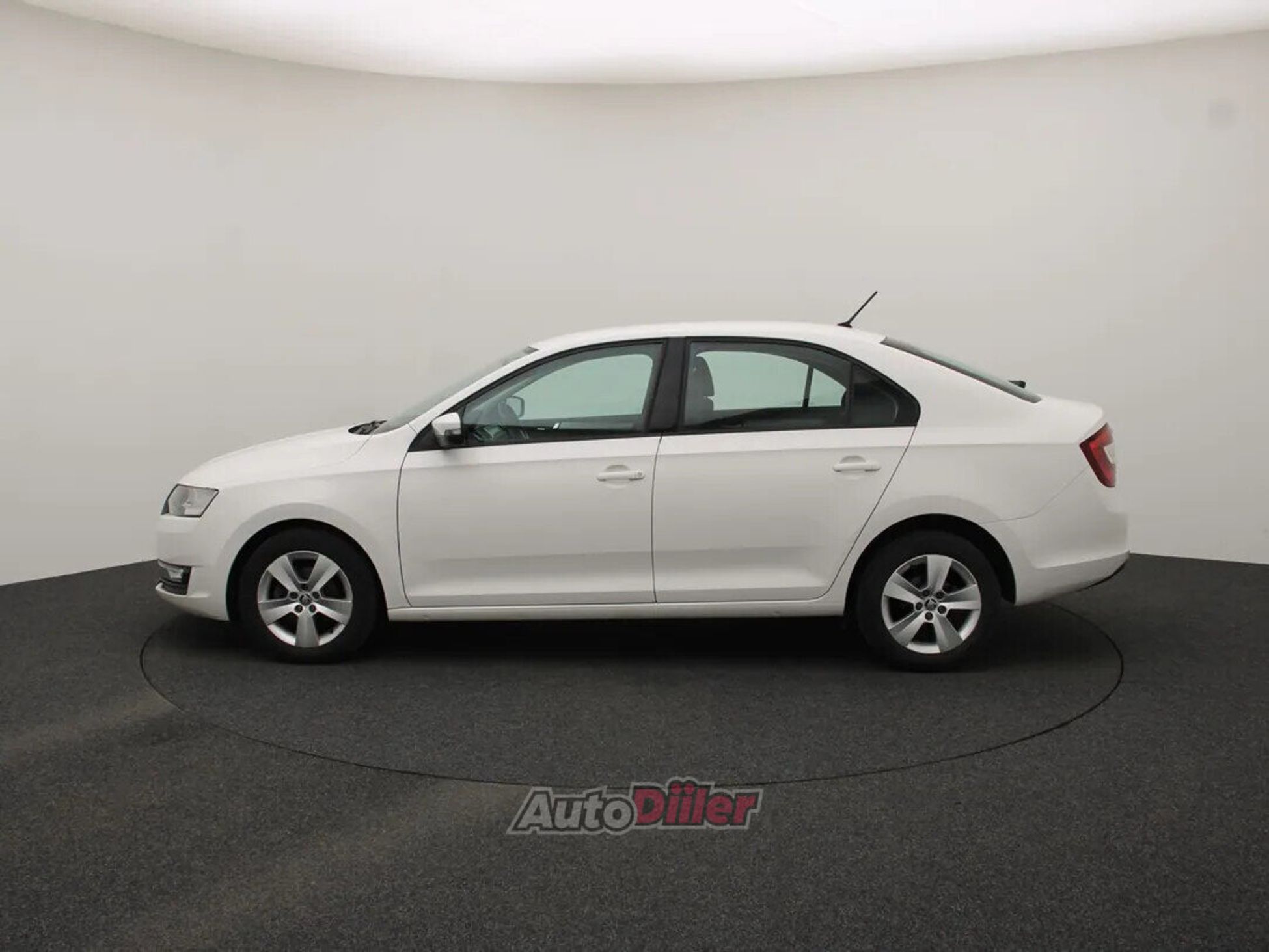 Skoda Rapid 1.4 66kW 2018, kuva 6/10