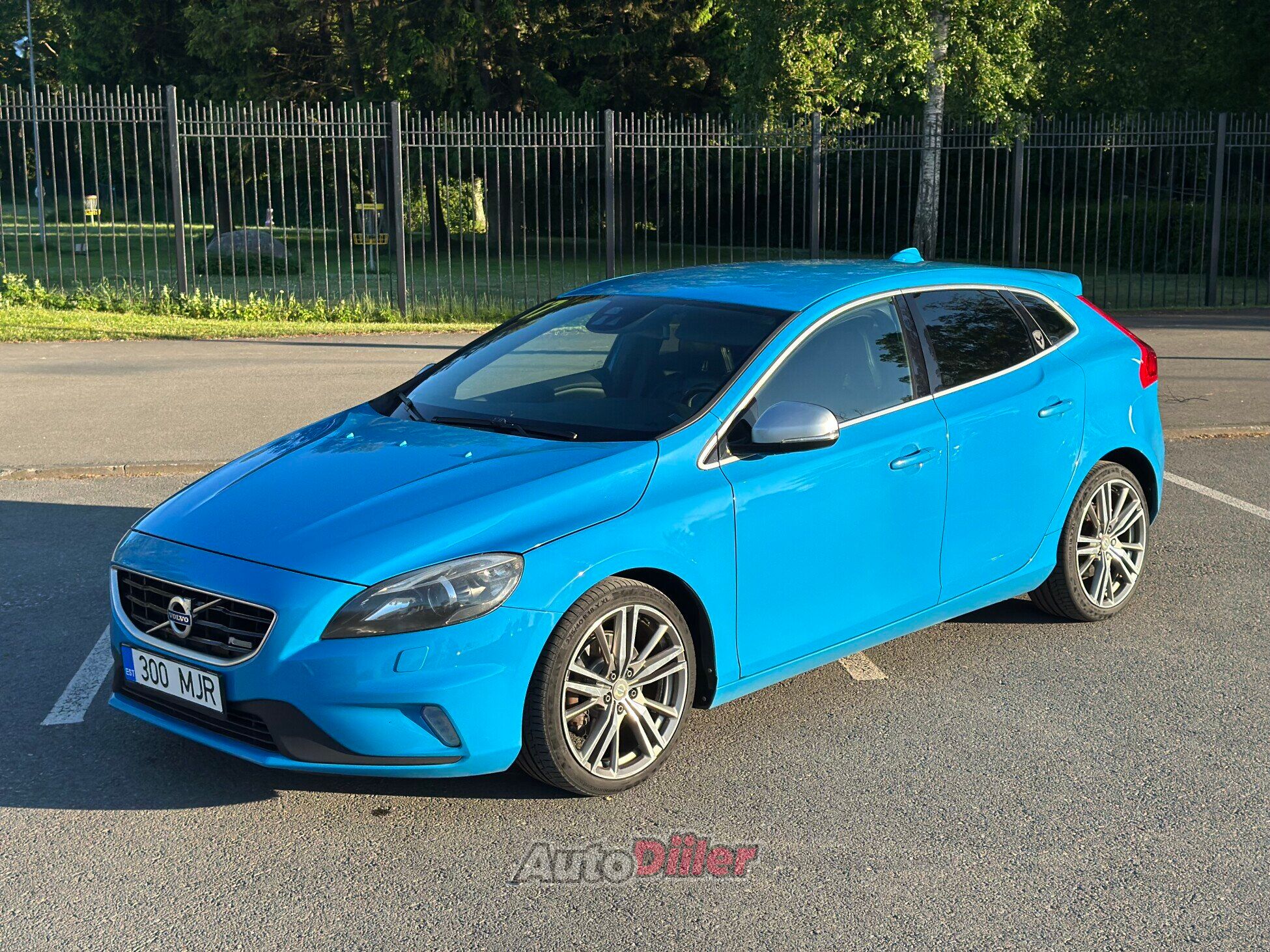 Volvo V40