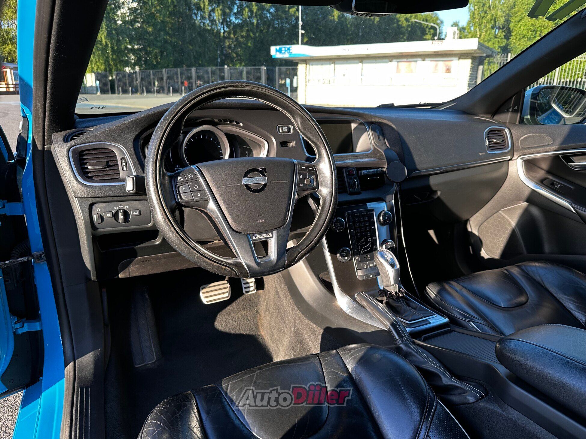 Volvo V40 R-design 1.6 132kW 2013, photo 6/10