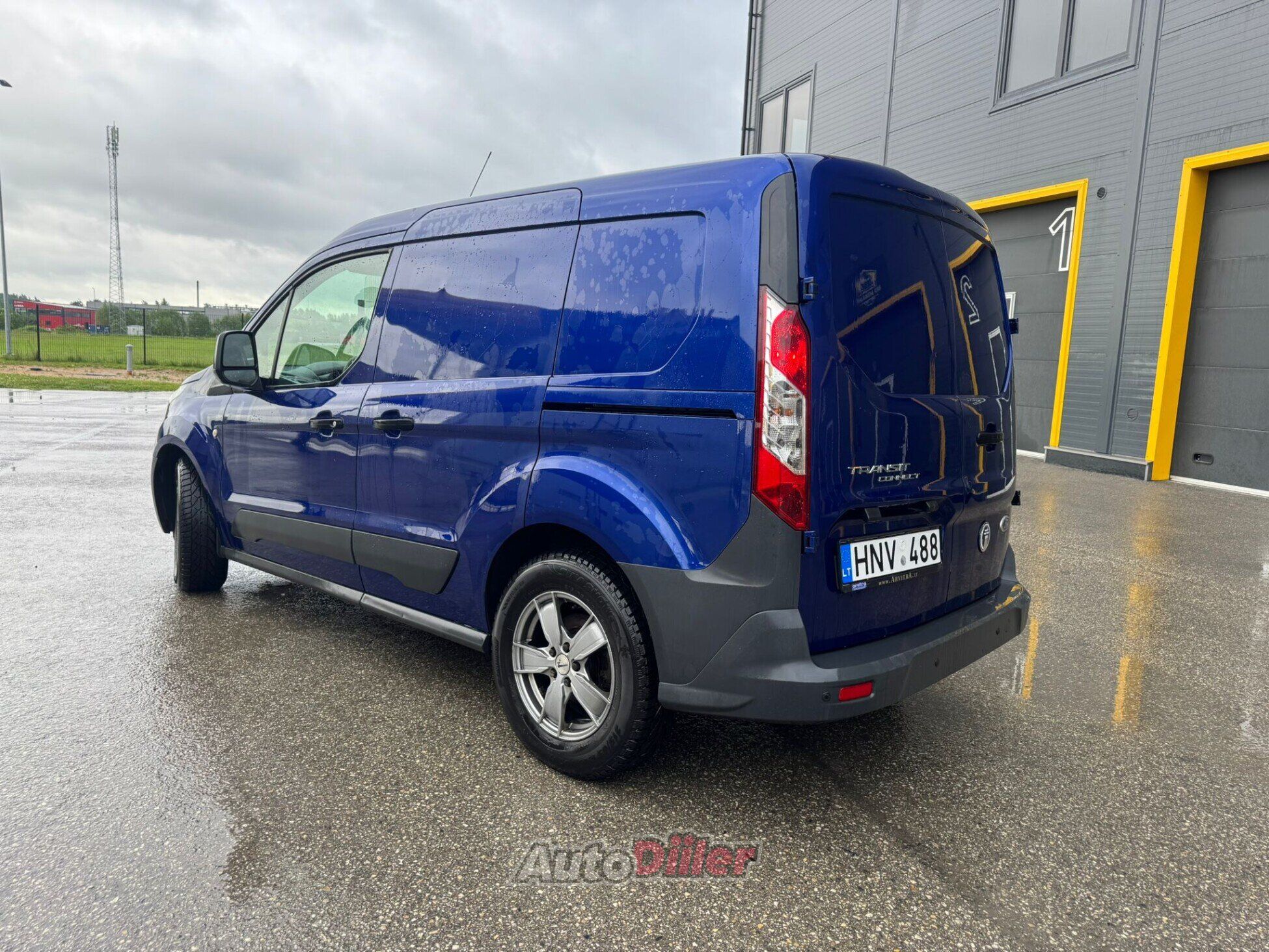 Ford Transit Connect 70kW 2016, kuva 3/10