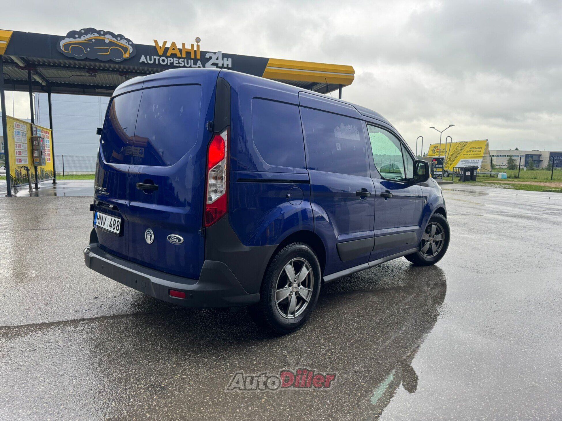 Ford Transit Connect 70kW 2016, kuva 5/10