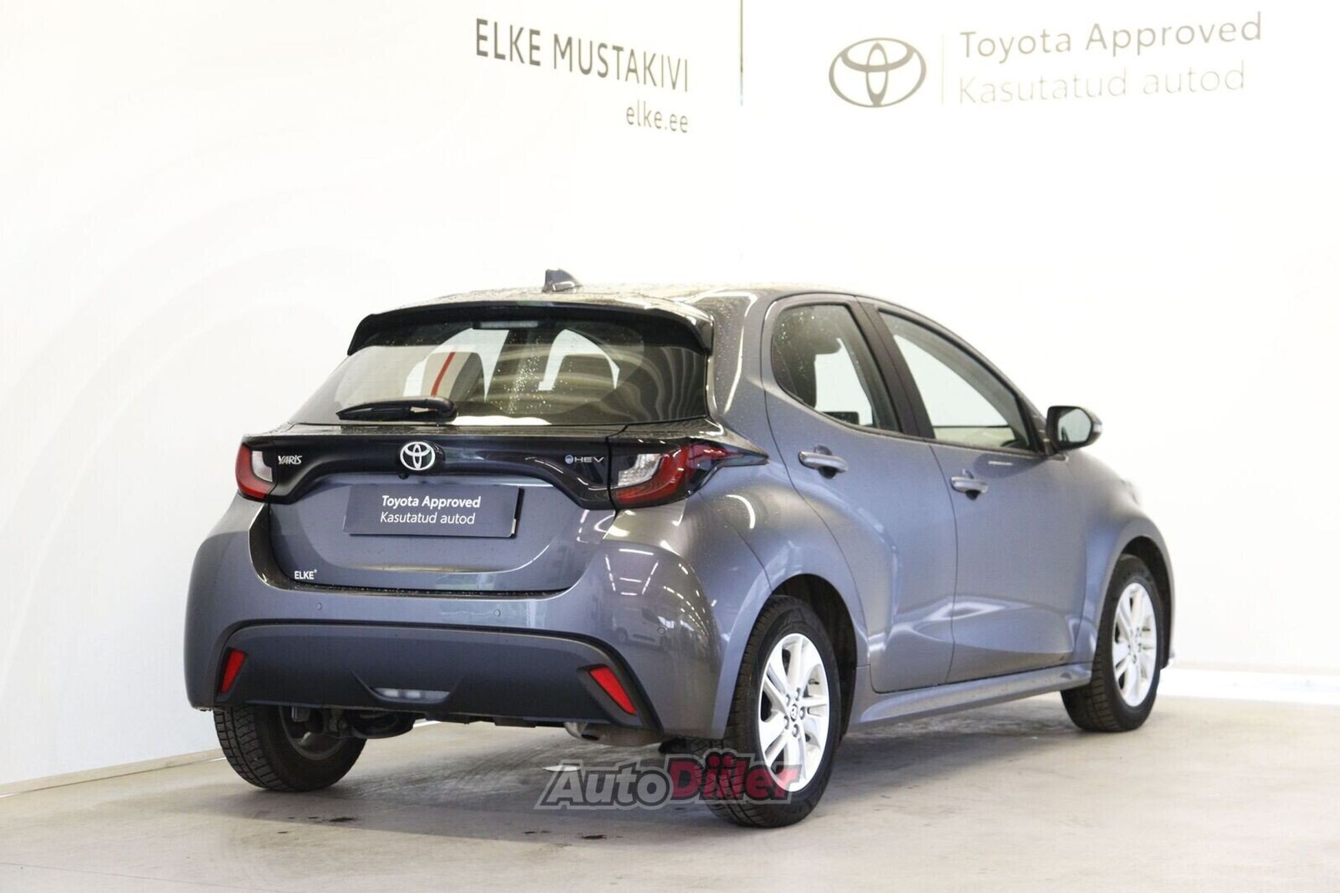 Toyota Yaris Active 1.5 68kW 2025, photo 2/10