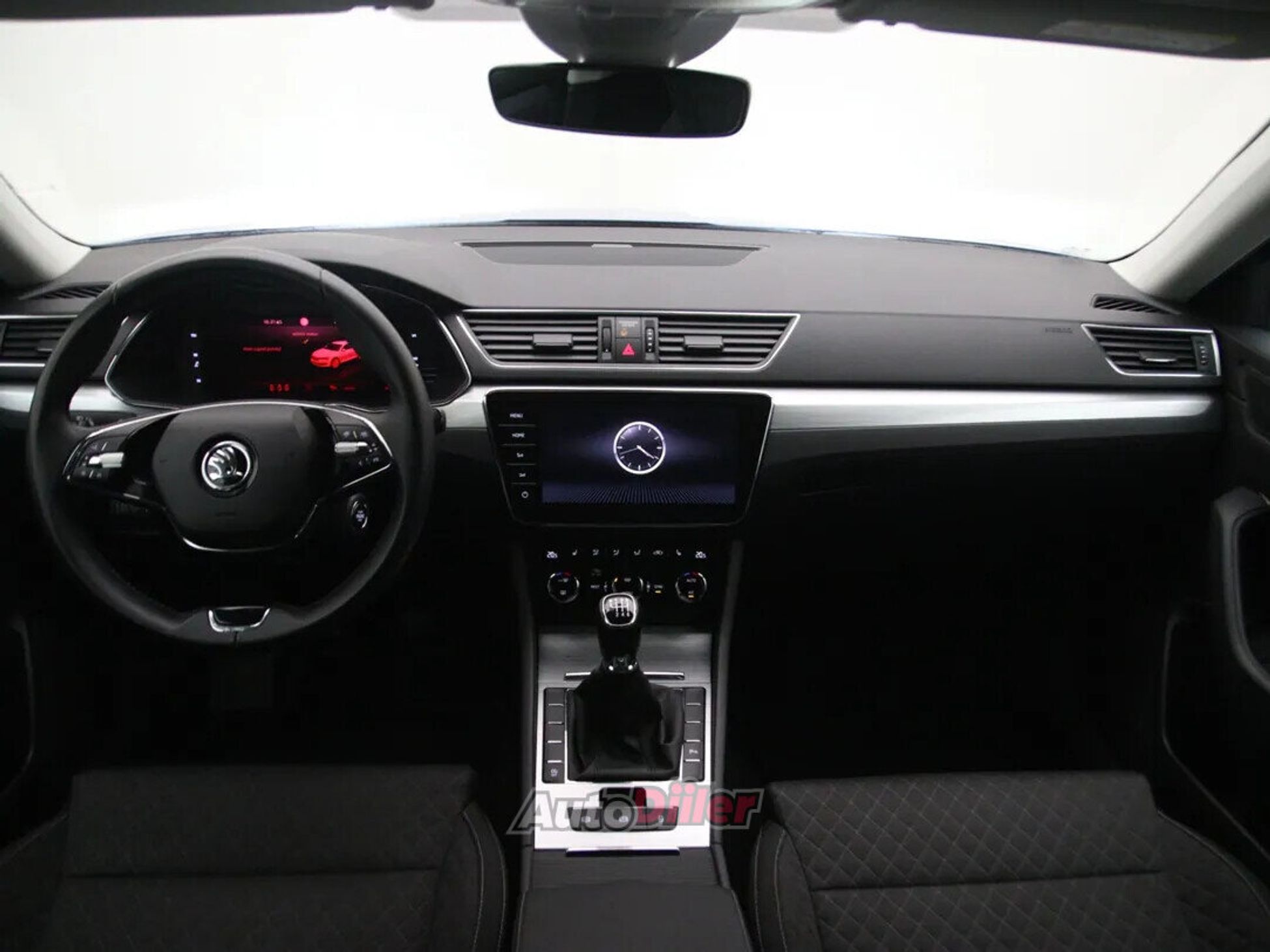 Skoda Superb Ambition 2.0 110kW 2022, photo 2/10